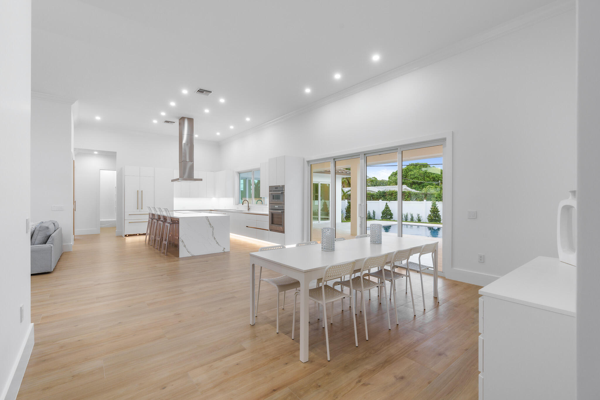 803 Sunset Road