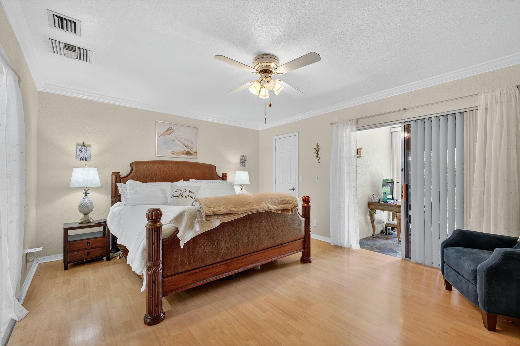 5565 American Circle