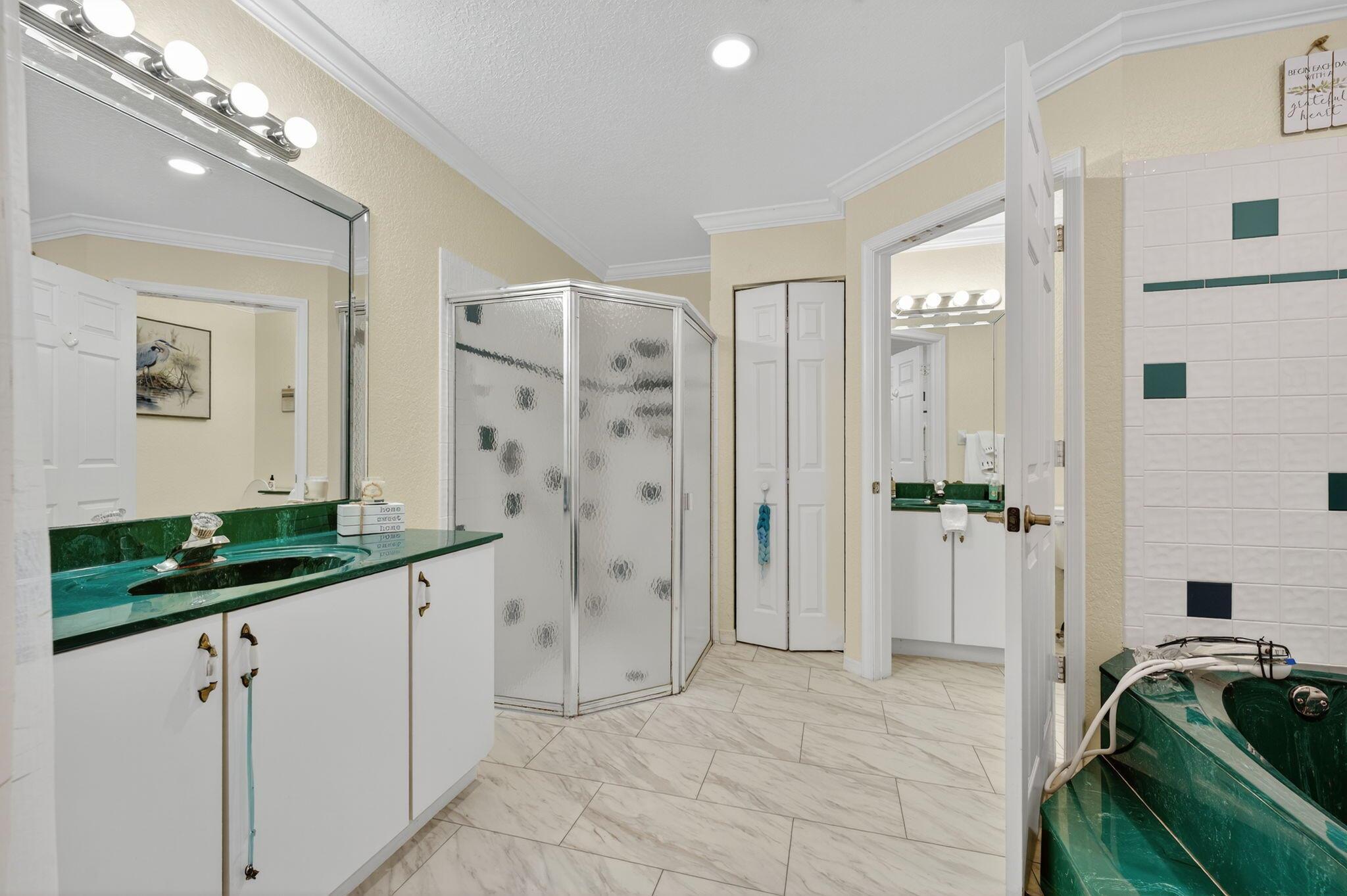 5565 American Circle