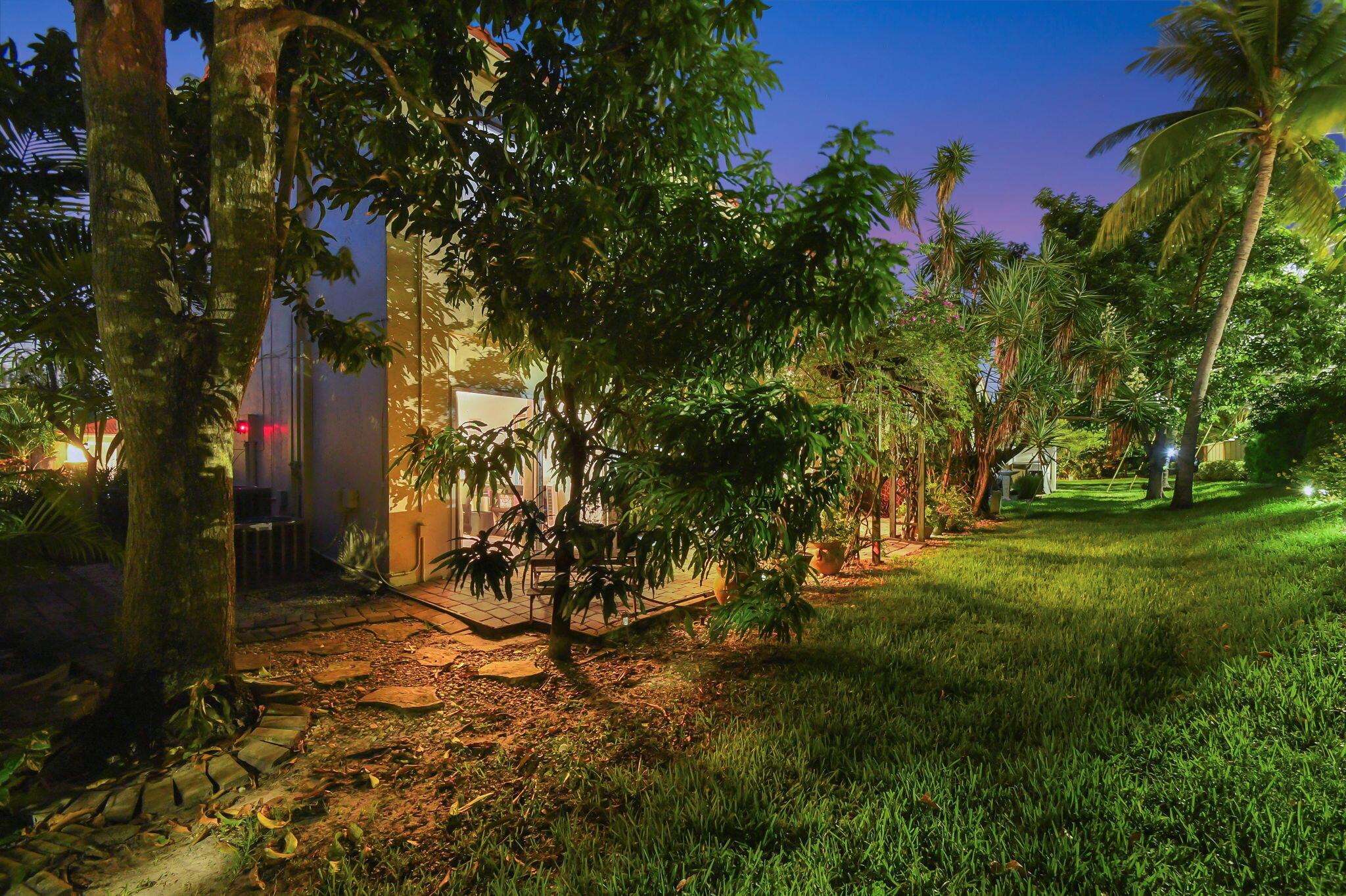 5565 American Circle