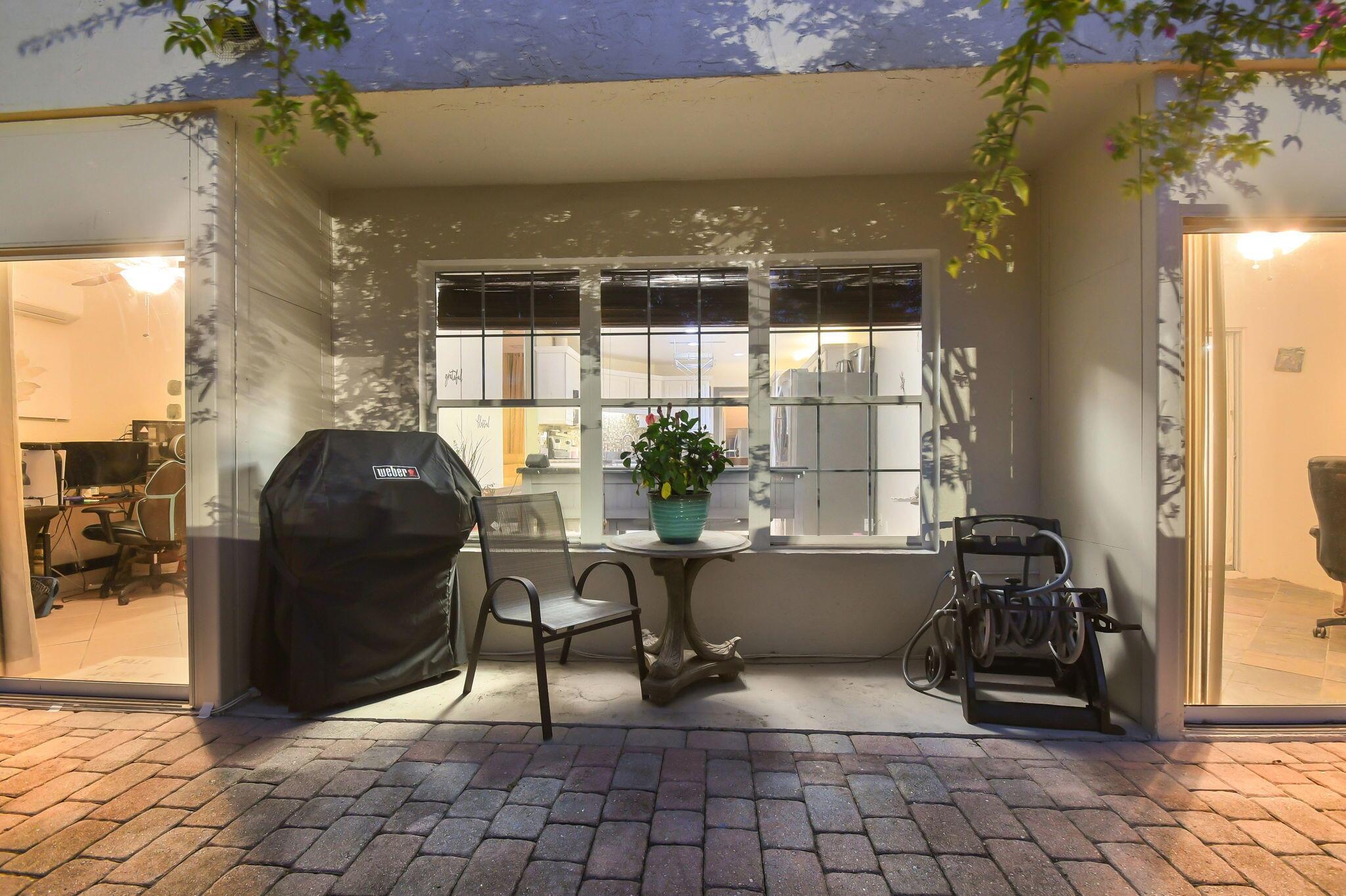 5565 American Circle