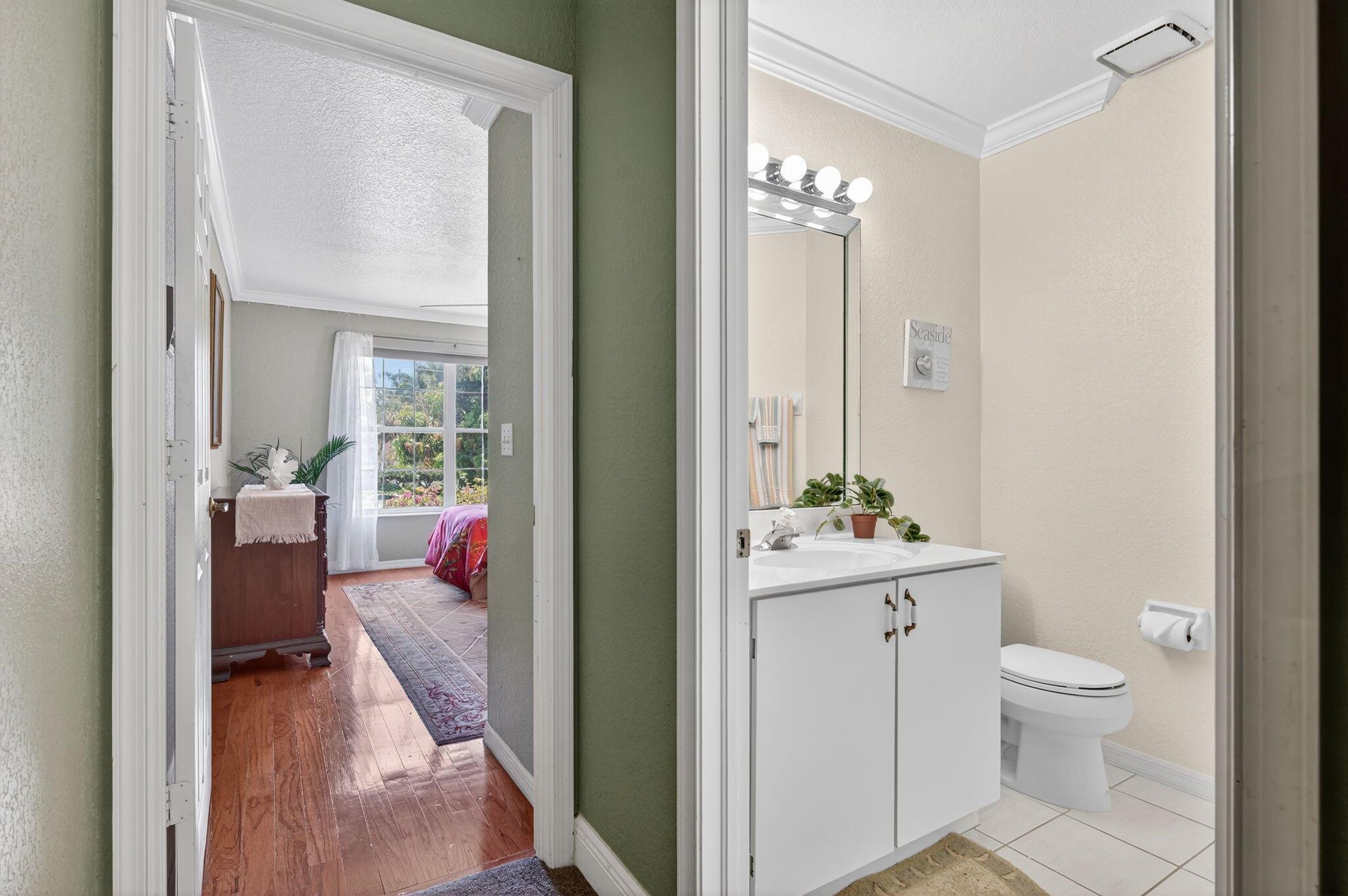 5565 American Circle