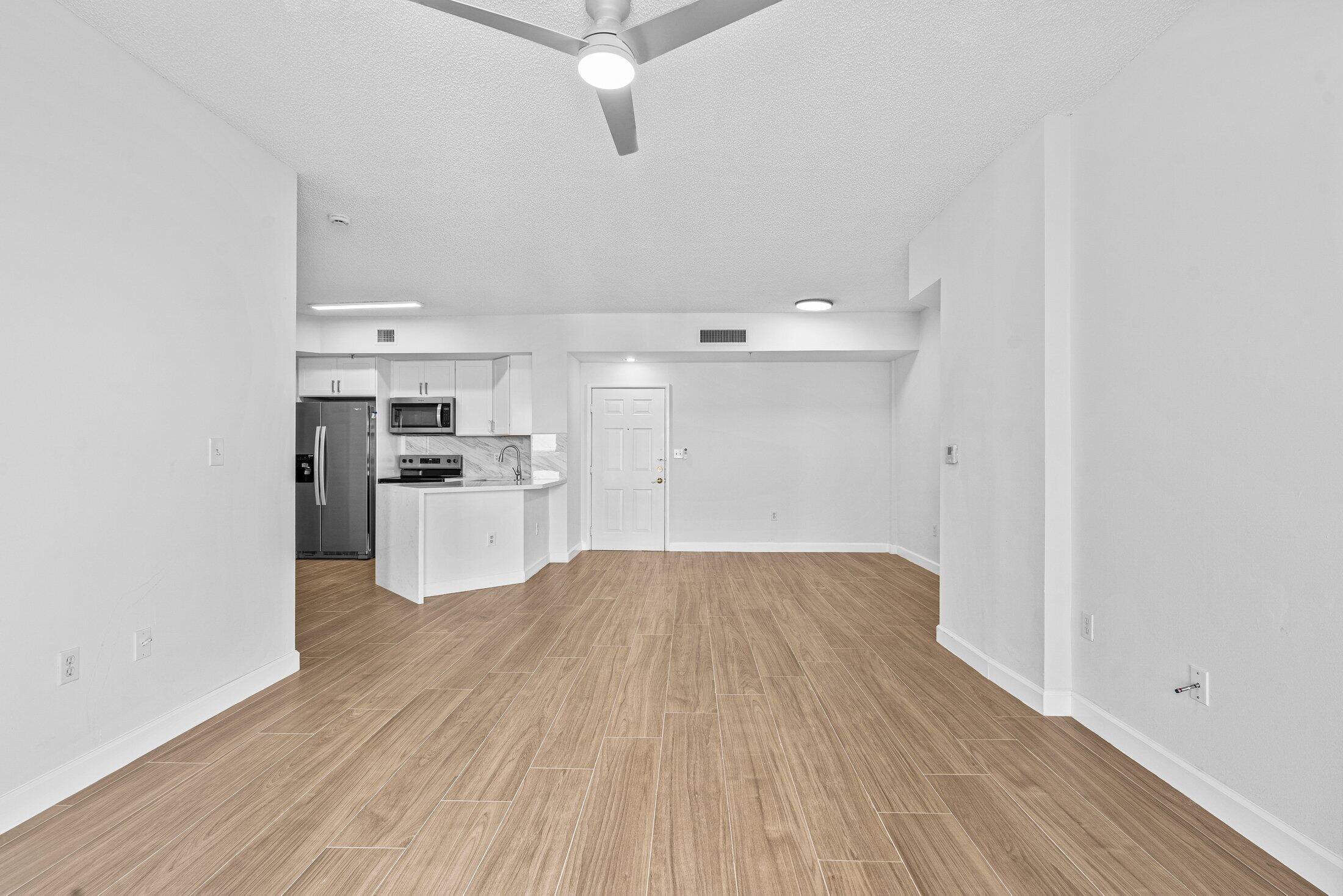 1000 Scotia Drive 604