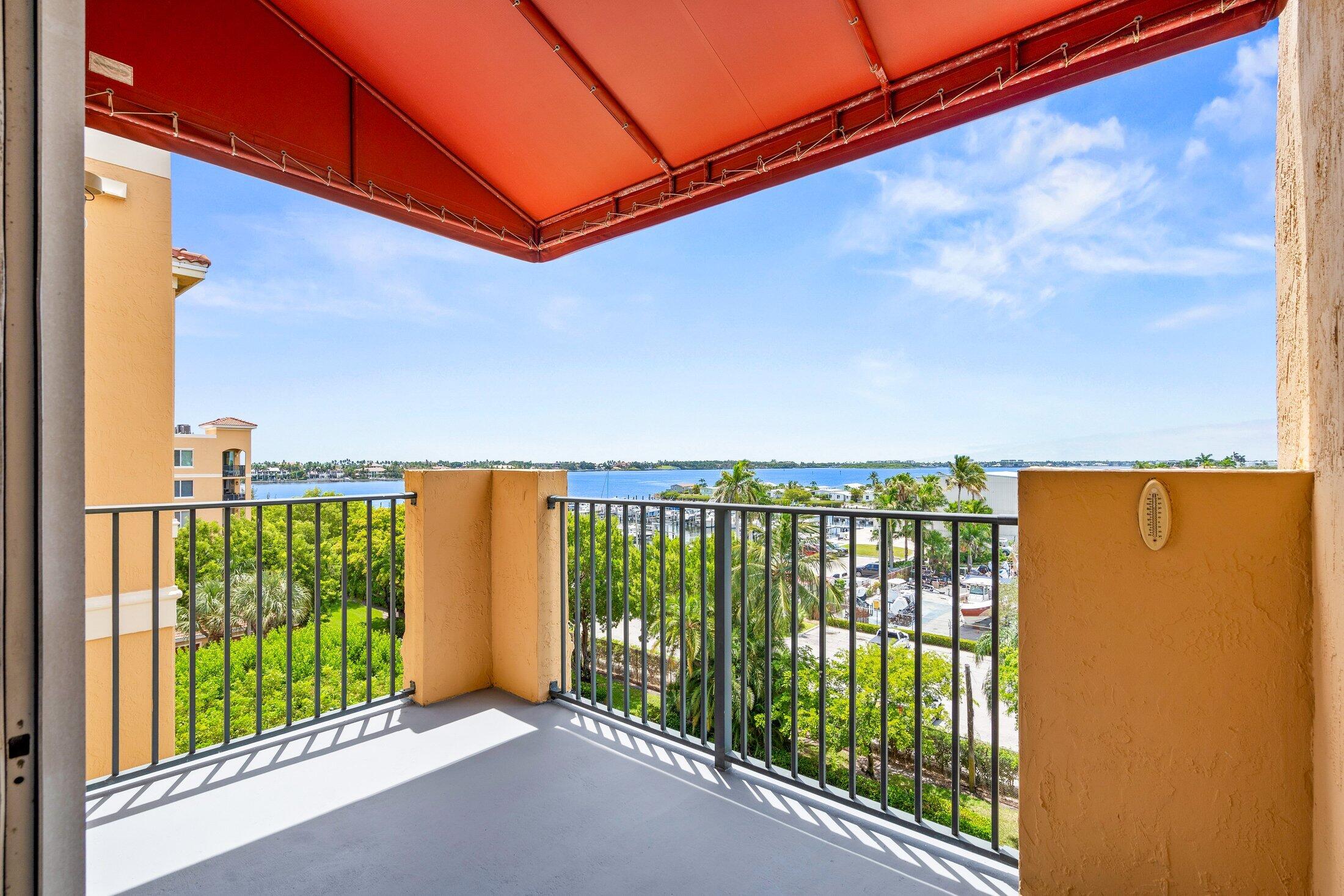 1000 Scotia Drive 604