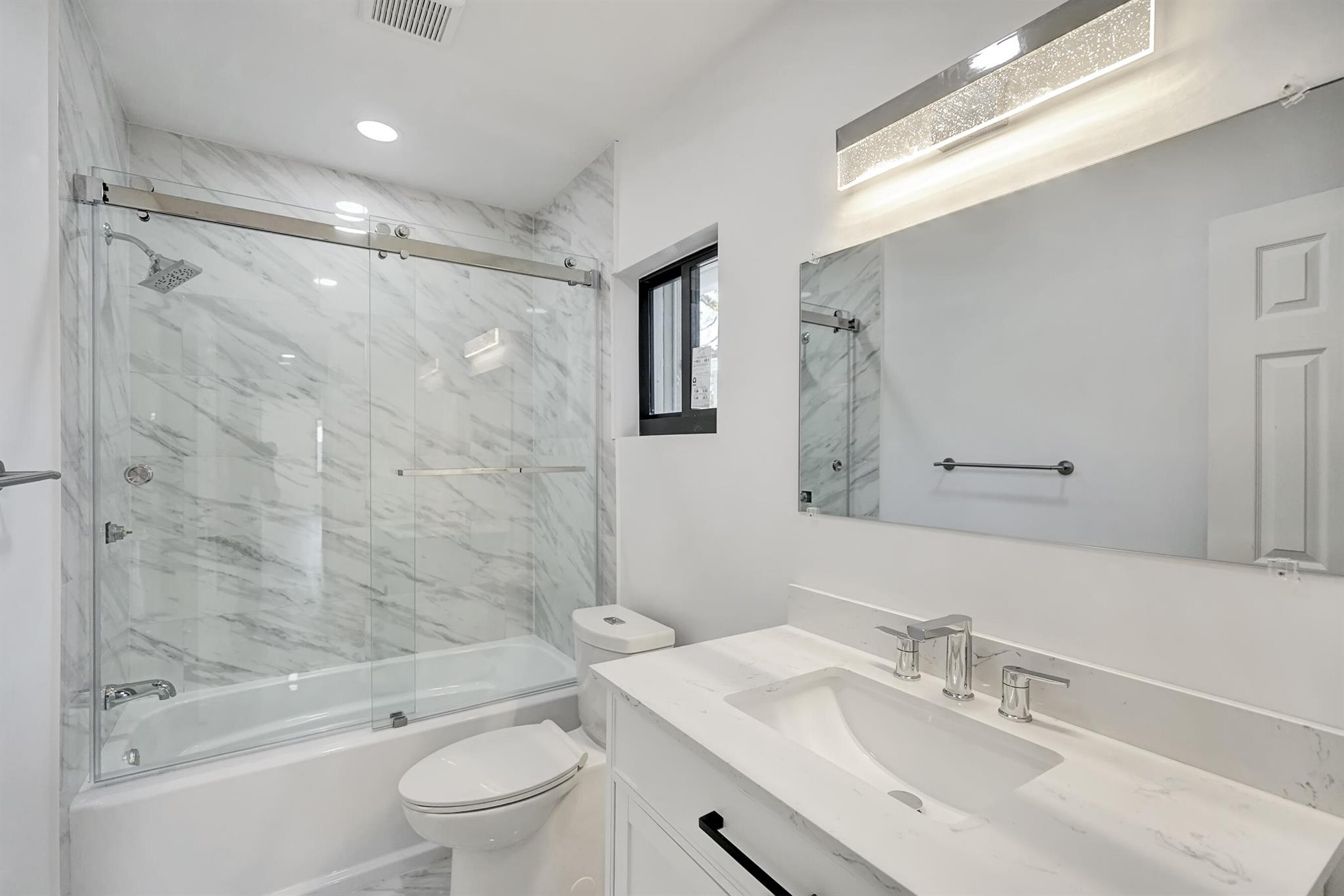 2960 NW 87th Terrace