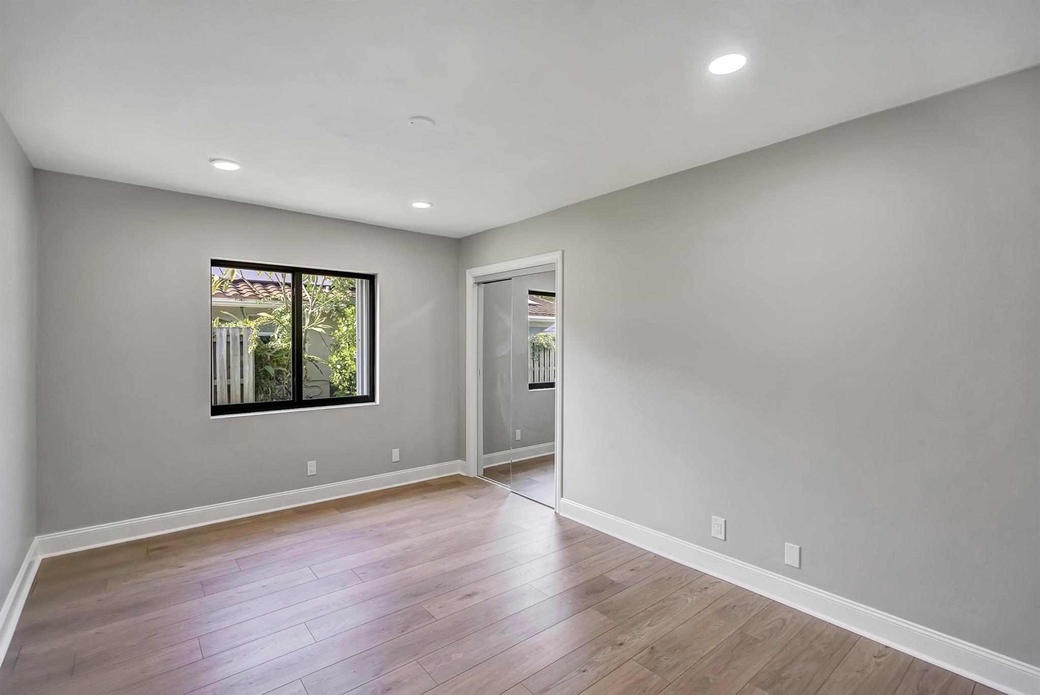 2960 NW 87th Terrace