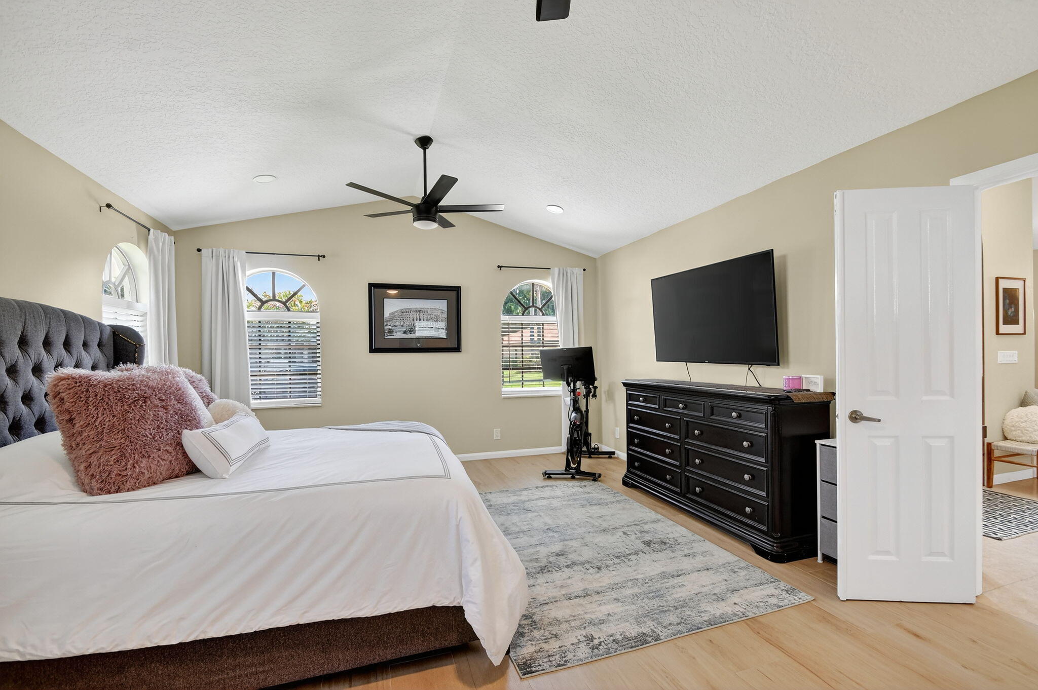 4270 Fox Trace