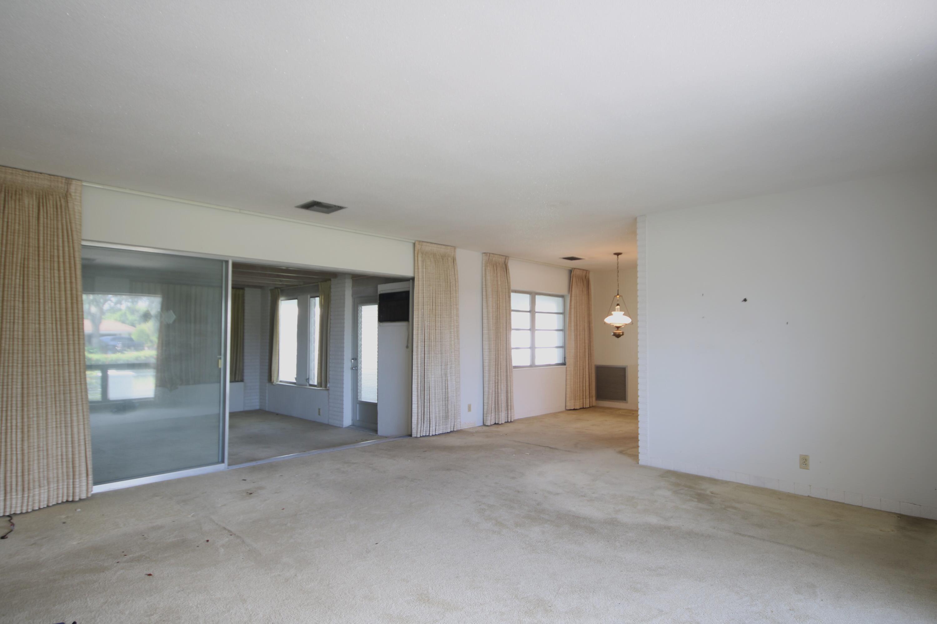 1320 SE 10th Street