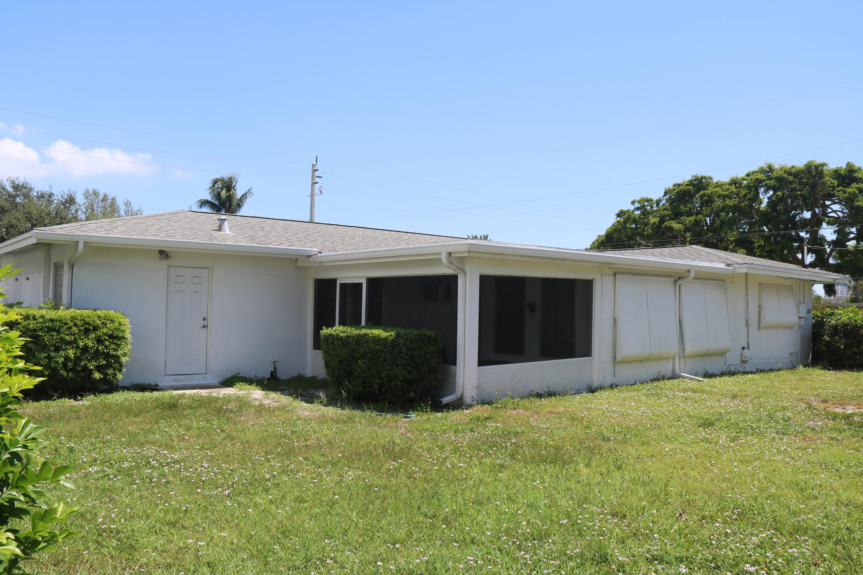 1320 SE 10th Street