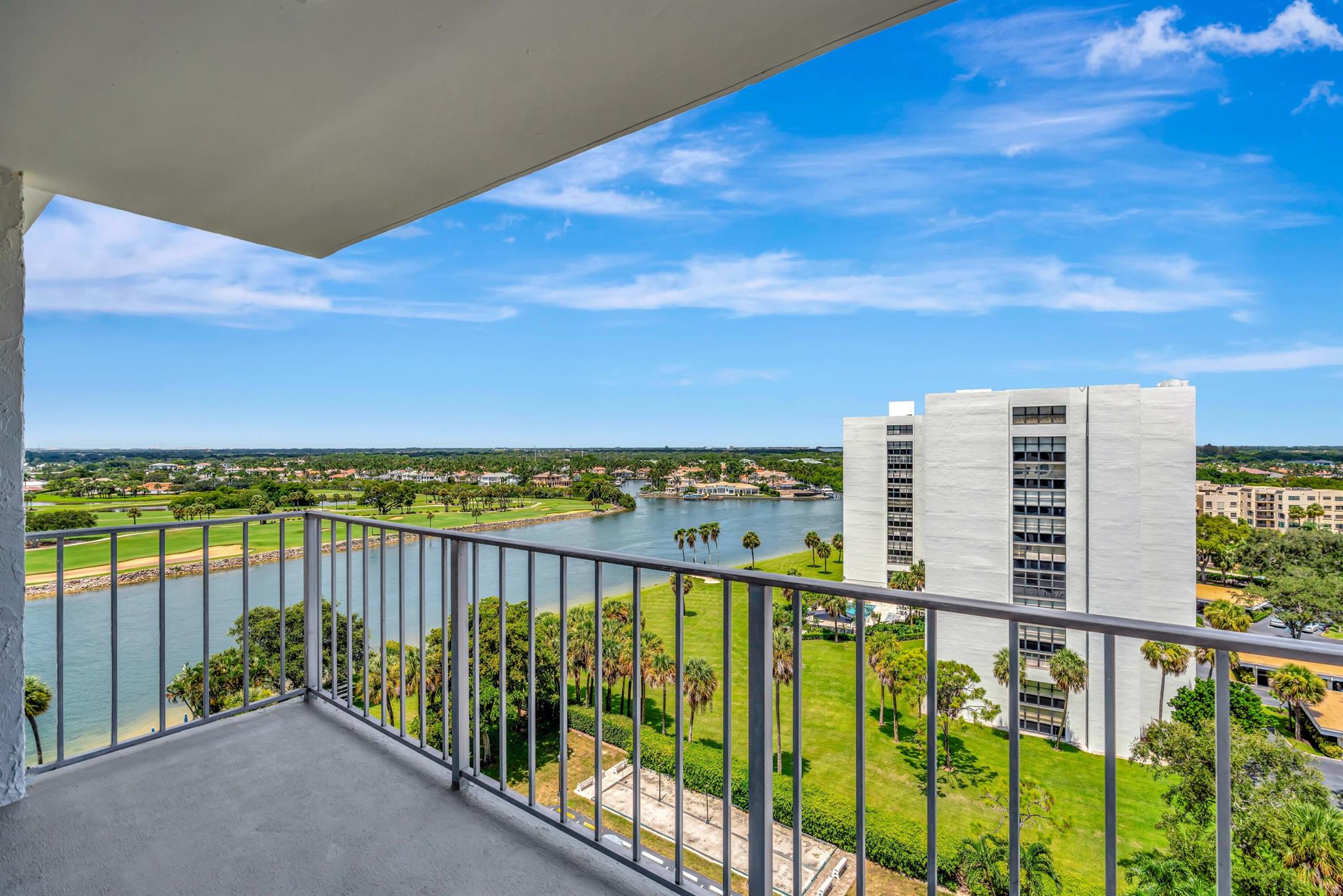 336 Golfview Road 1104