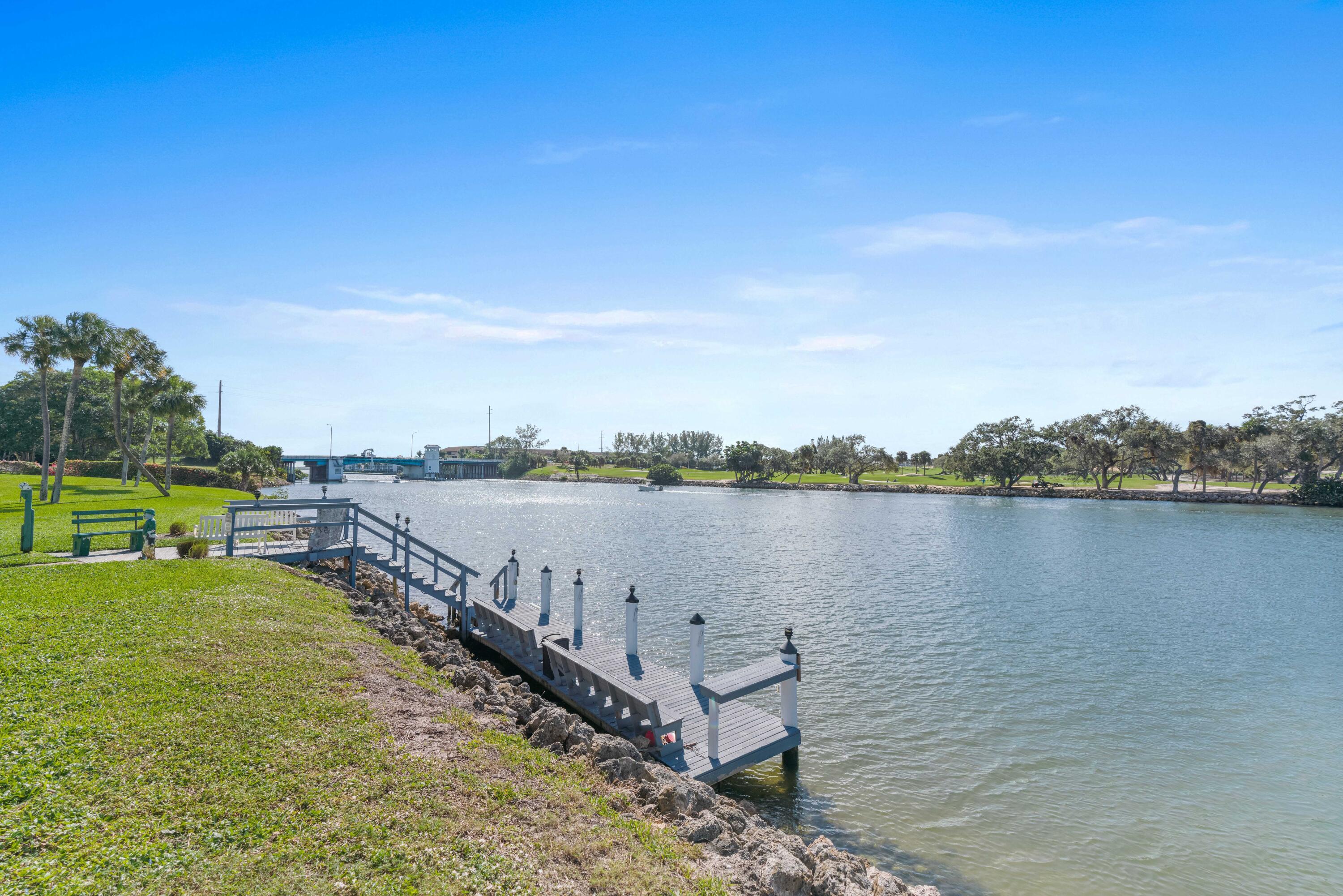 336 Golfview Road 1104