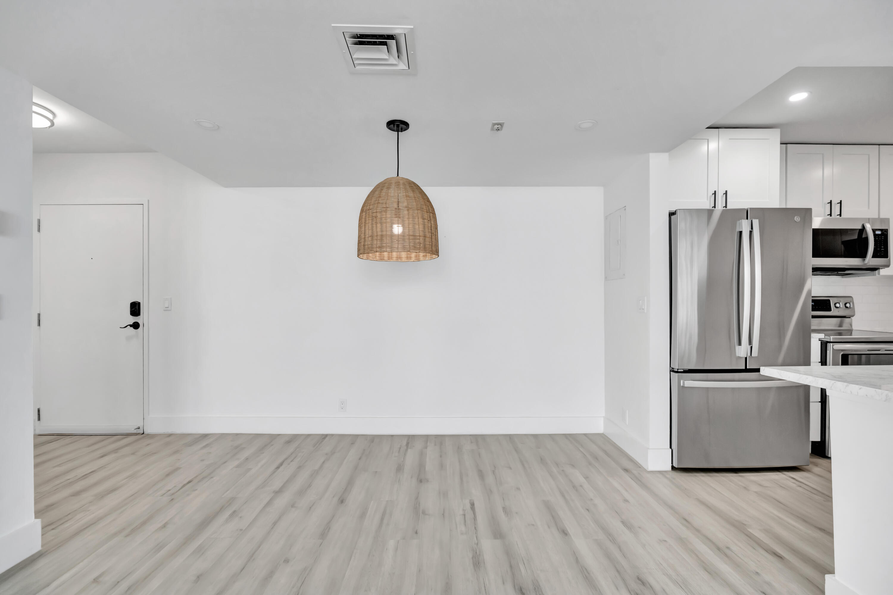 336 Golfview Road 1104