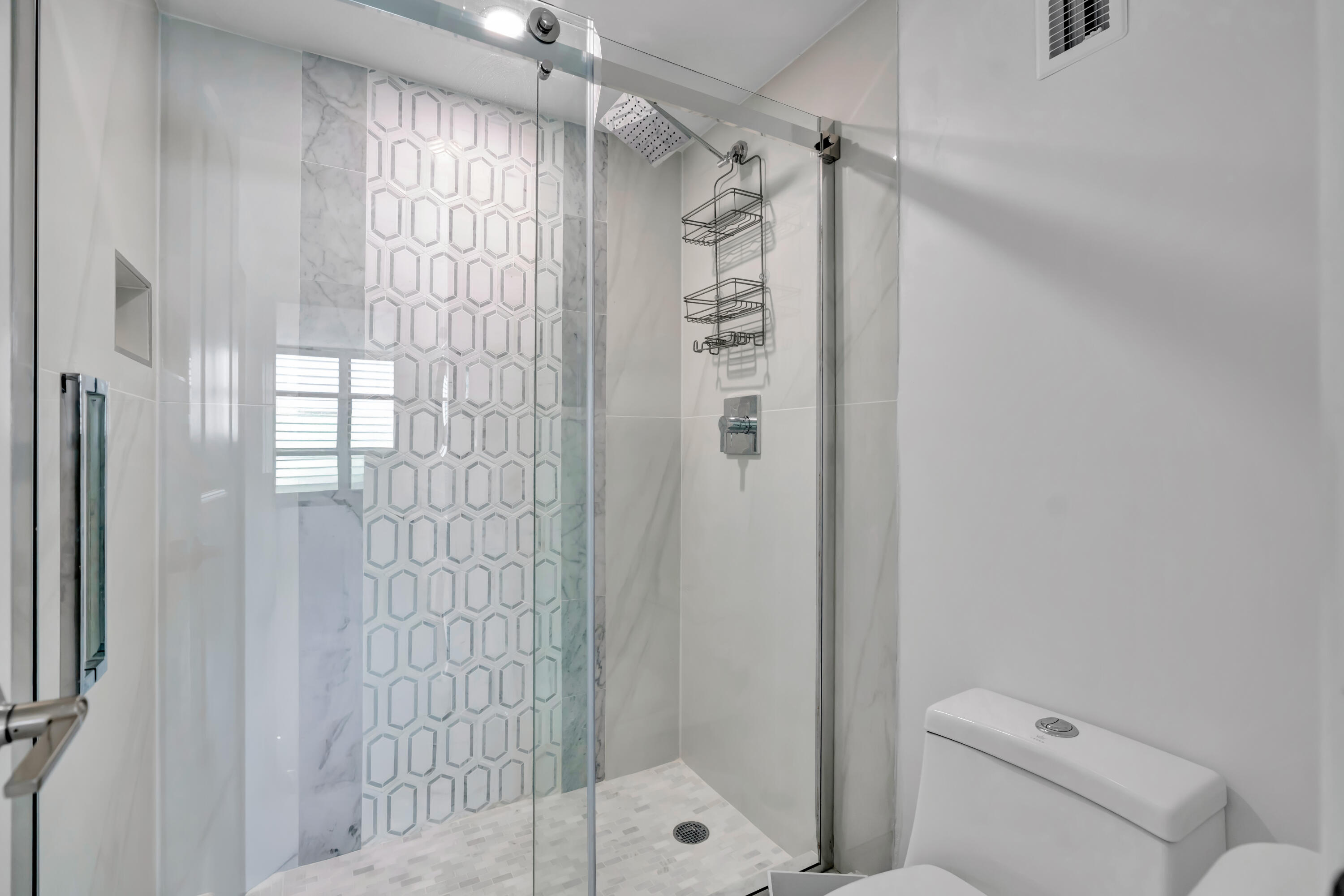 336 Golfview Road 1104