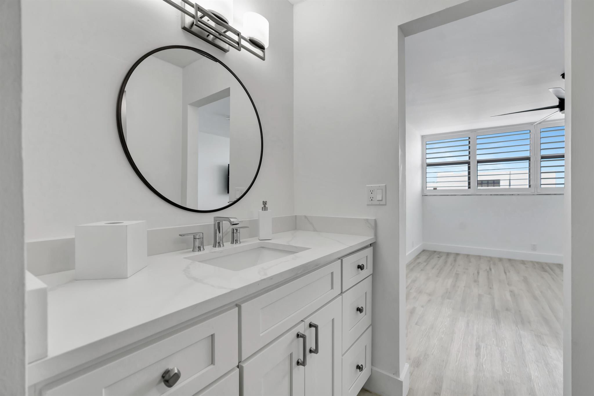 336 Golfview Road 1104