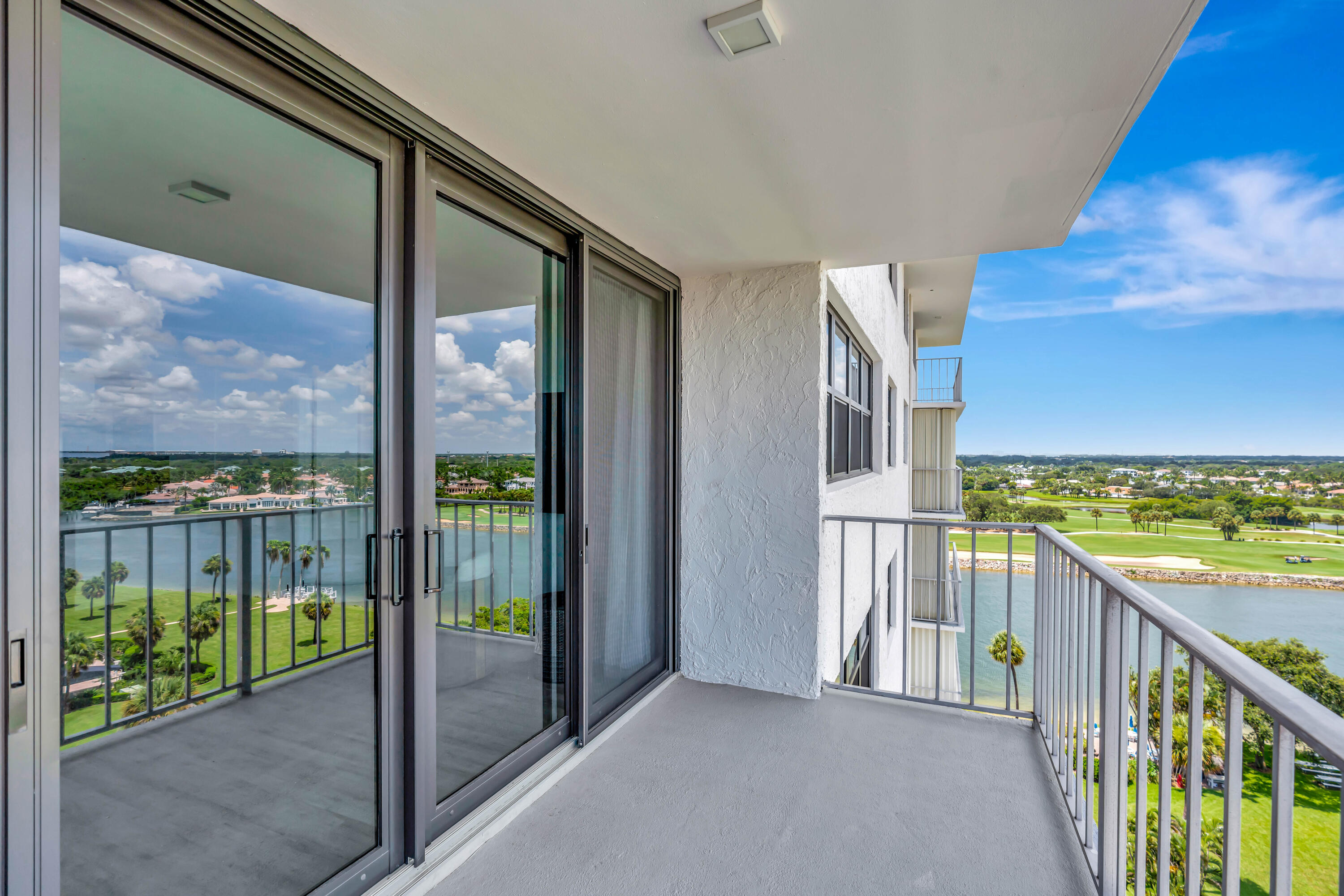 336 Golfview Road 1104