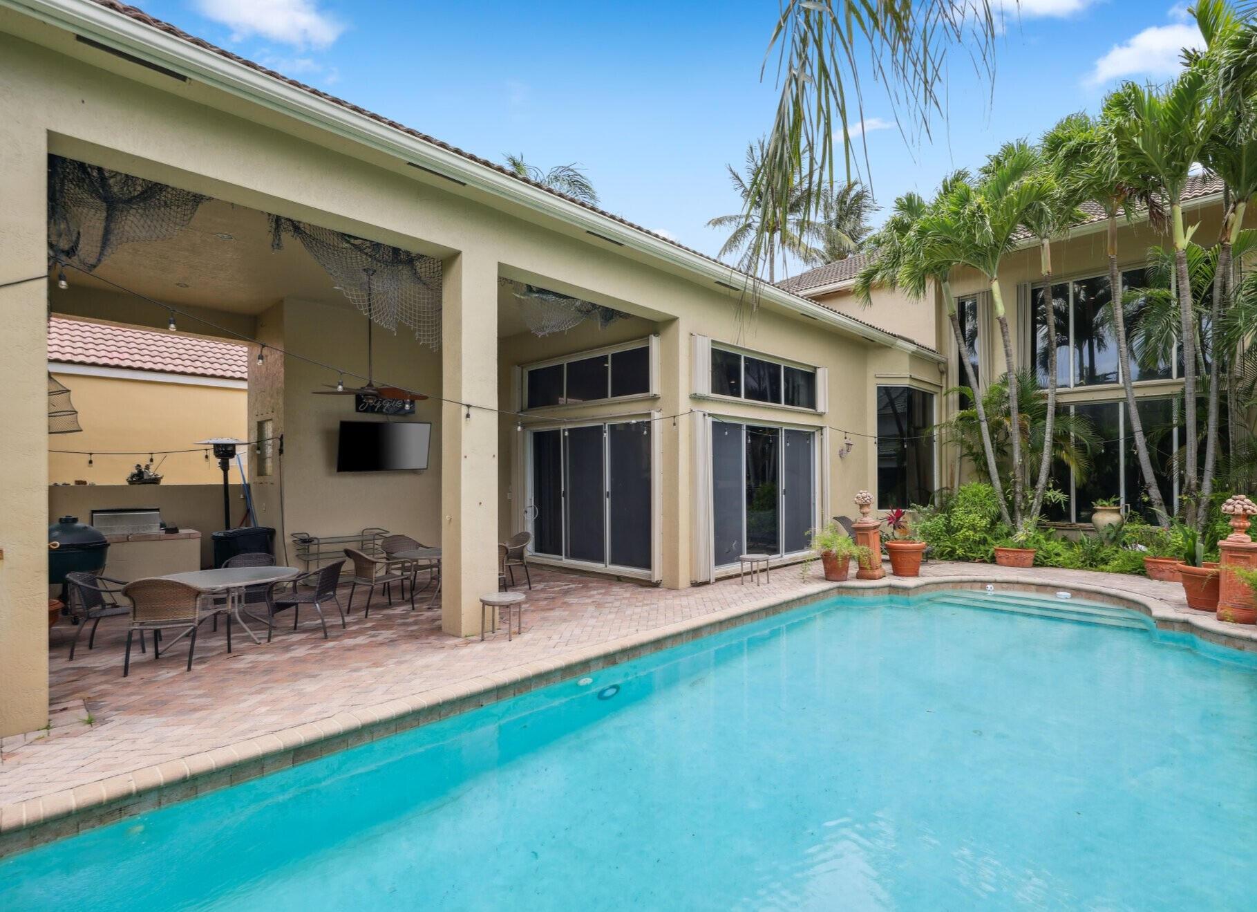 1018 Grand Court