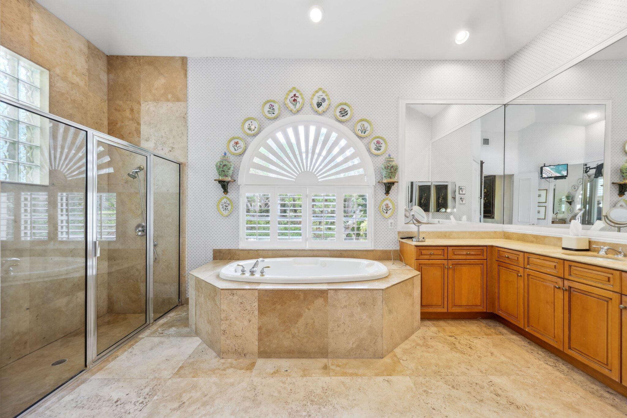 1018 Grand Court