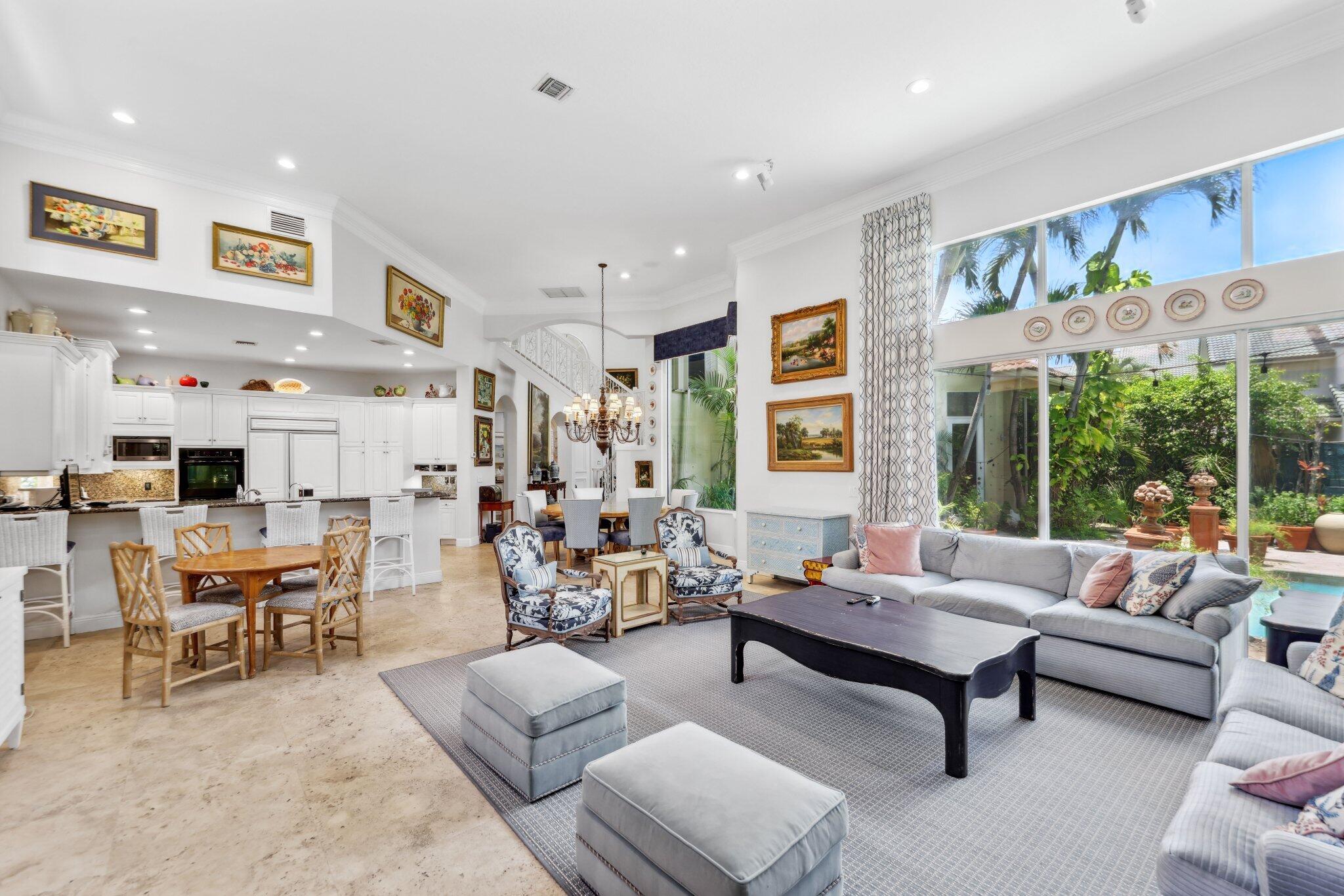 1018 Grand Court