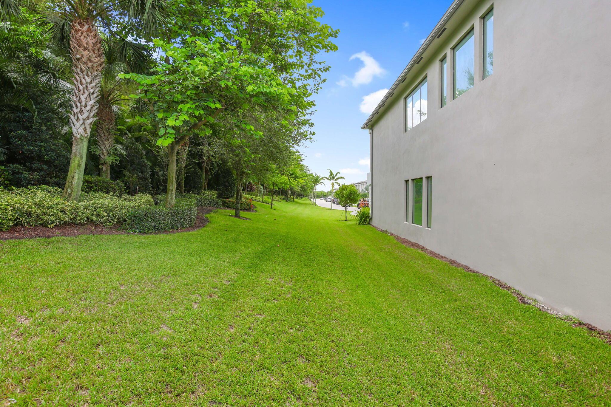 8115 Laurel Falls Drive