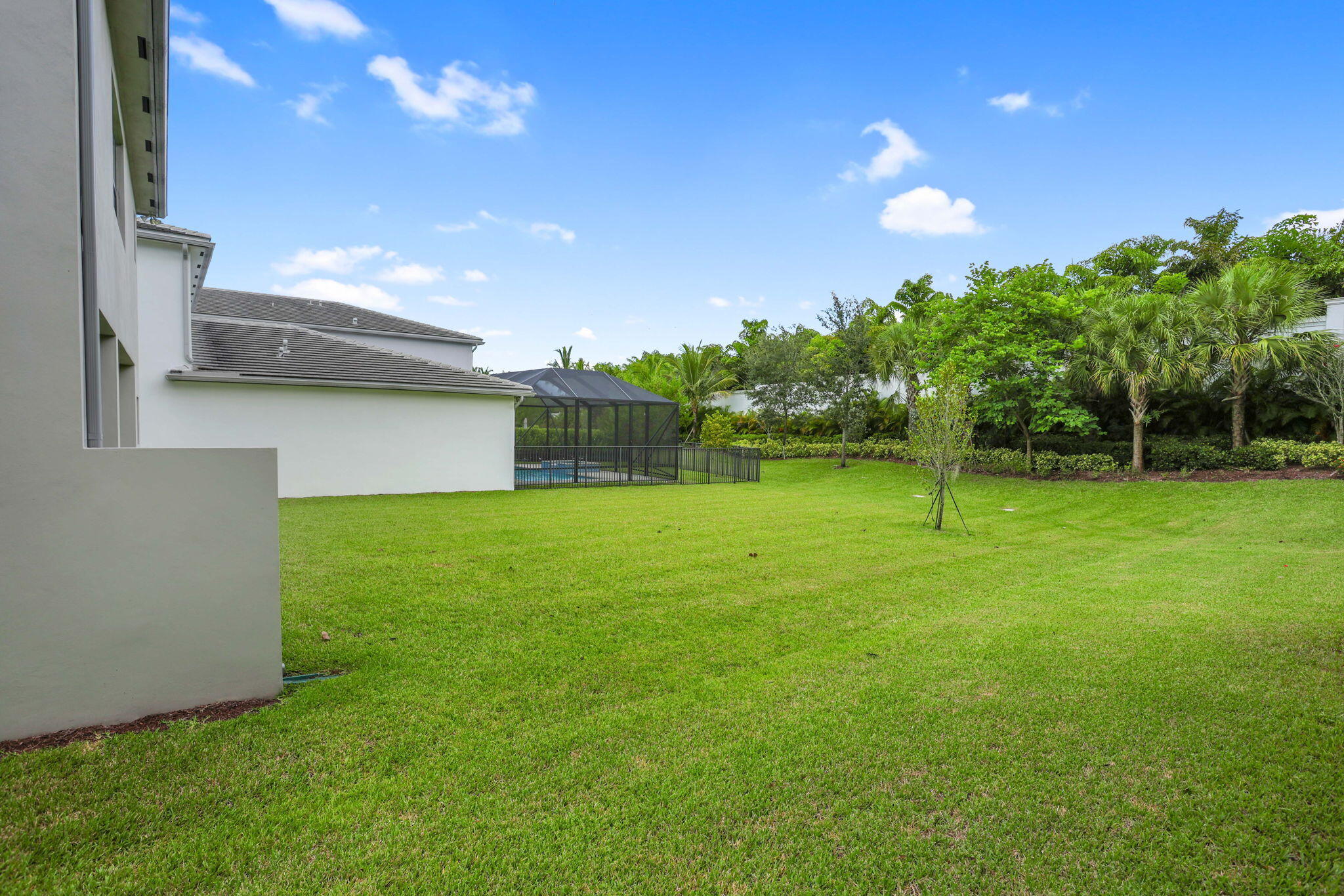 8115 Laurel Falls Drive
