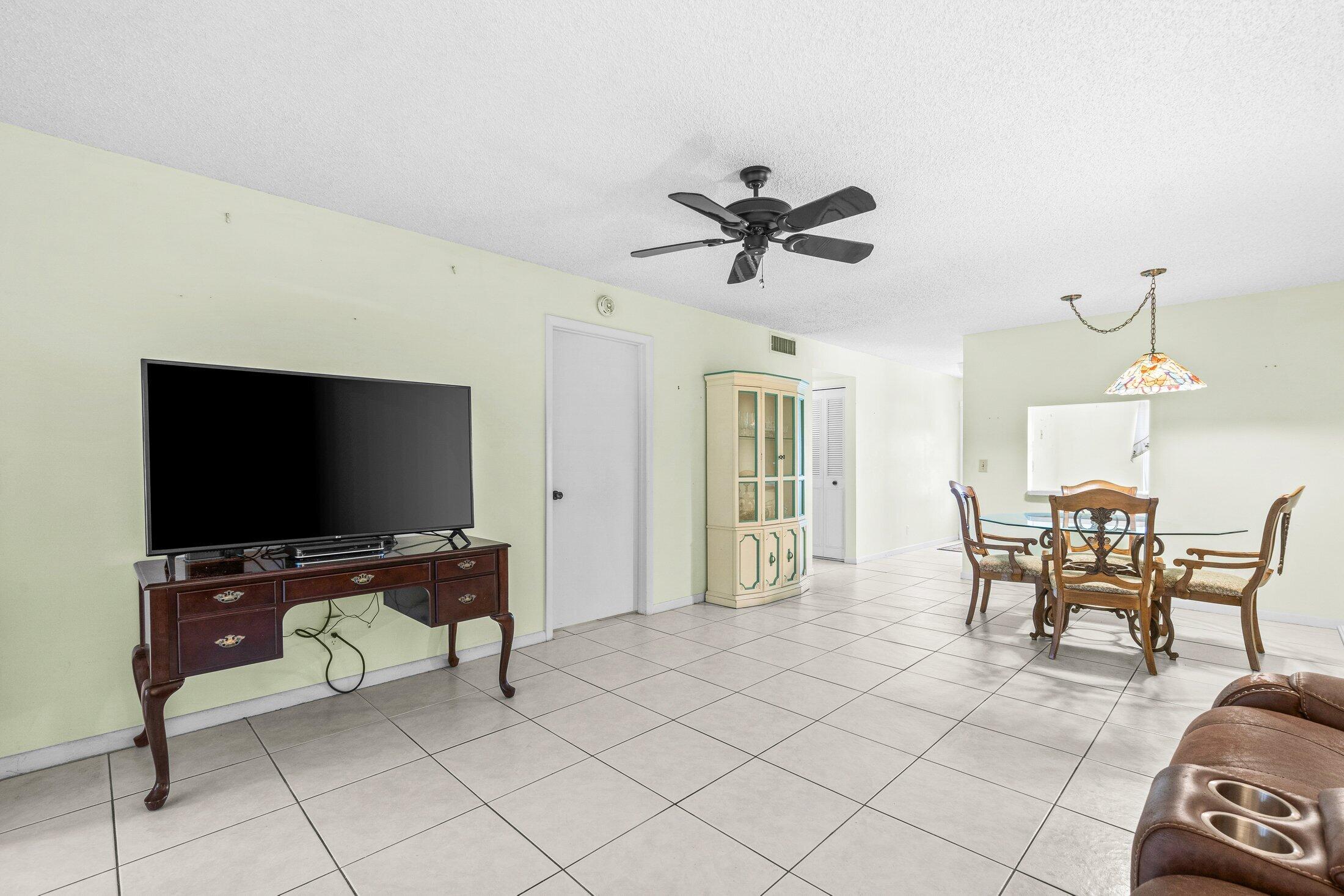 769 Nantucket Circle