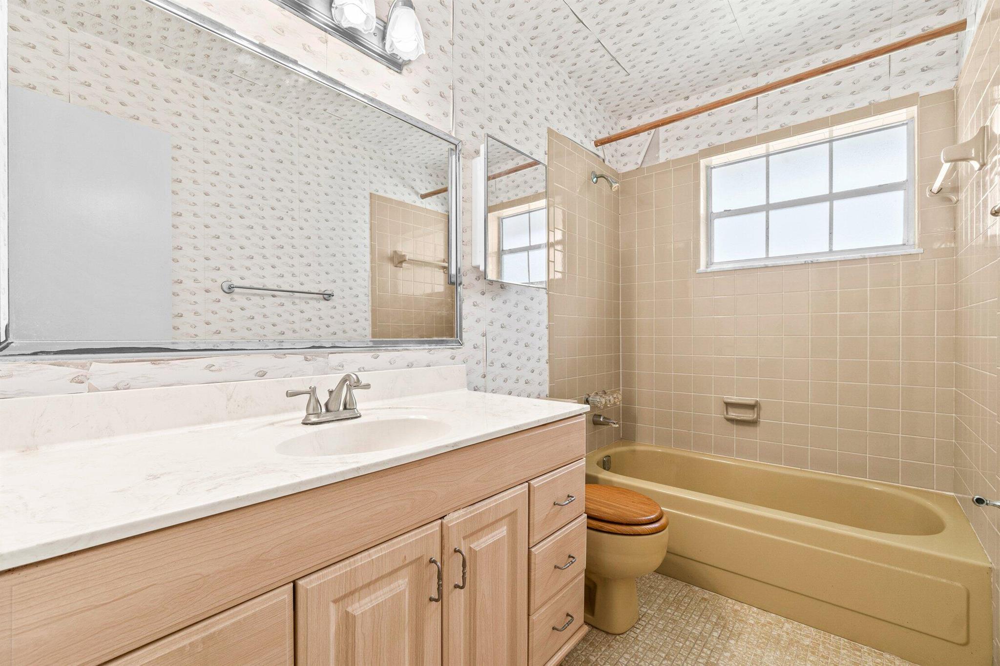 769 Nantucket Circle