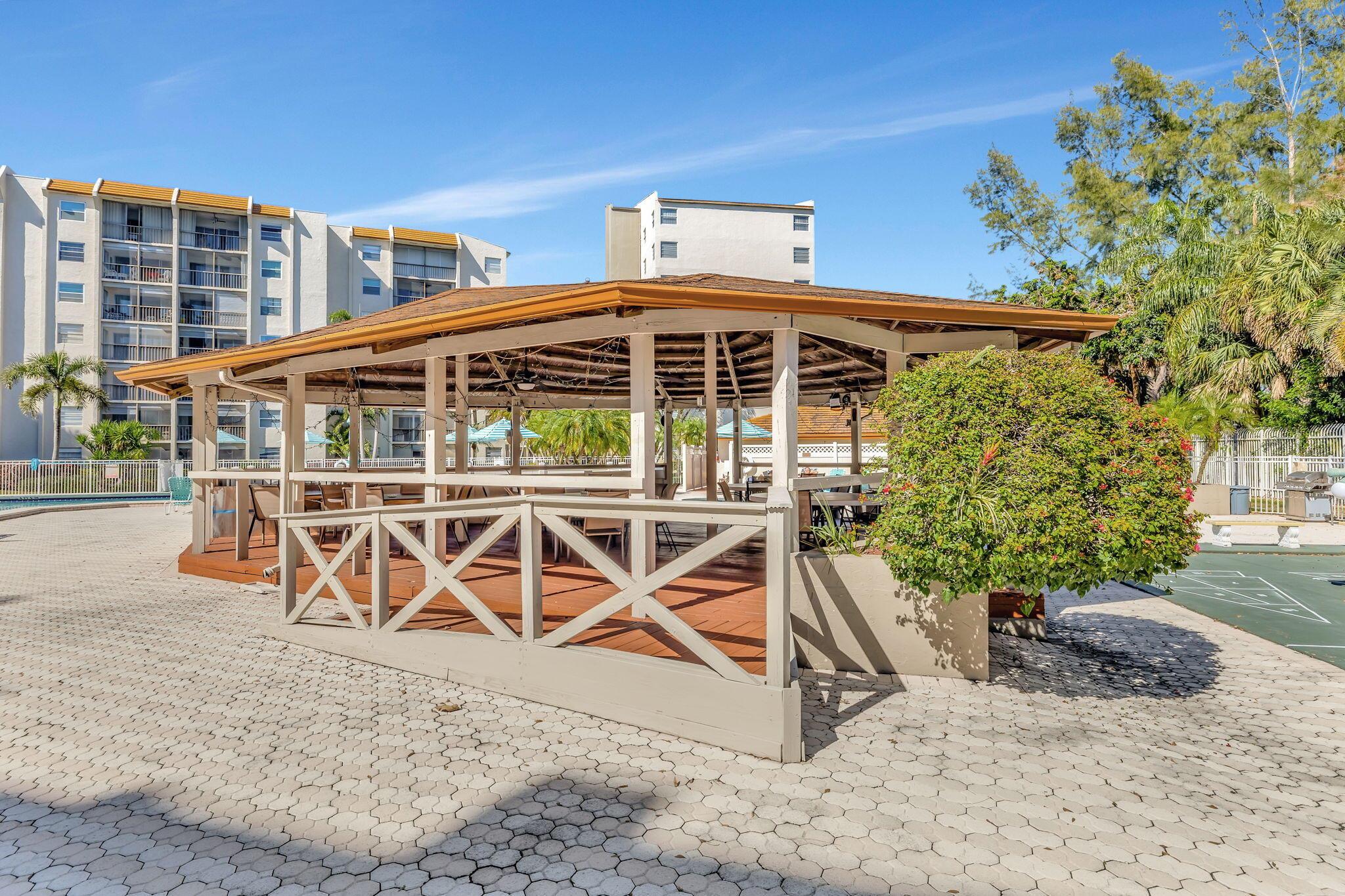 3910 Inverrary Boulevard 601-B