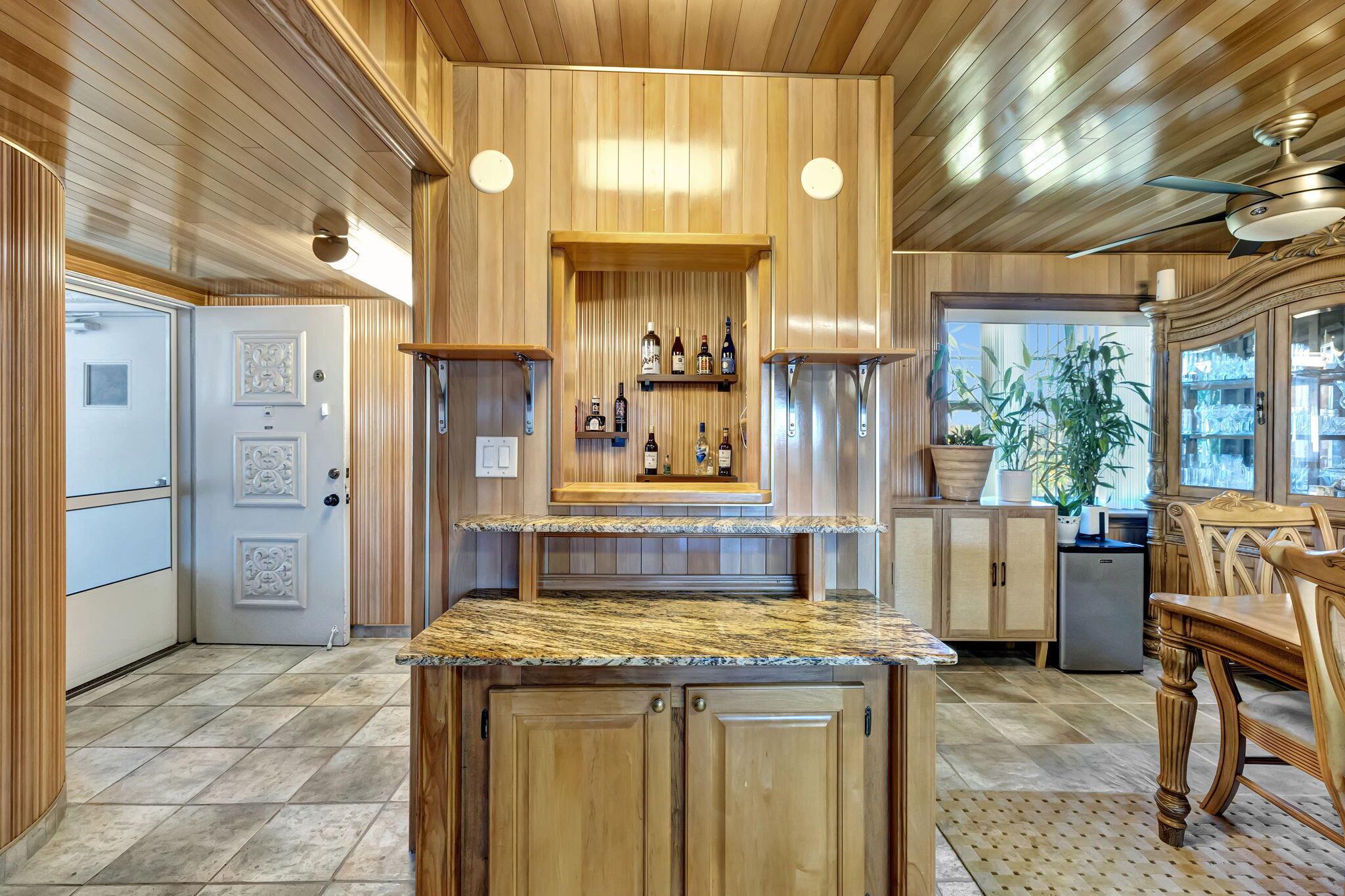 3910 Inverrary Boulevard 601-B