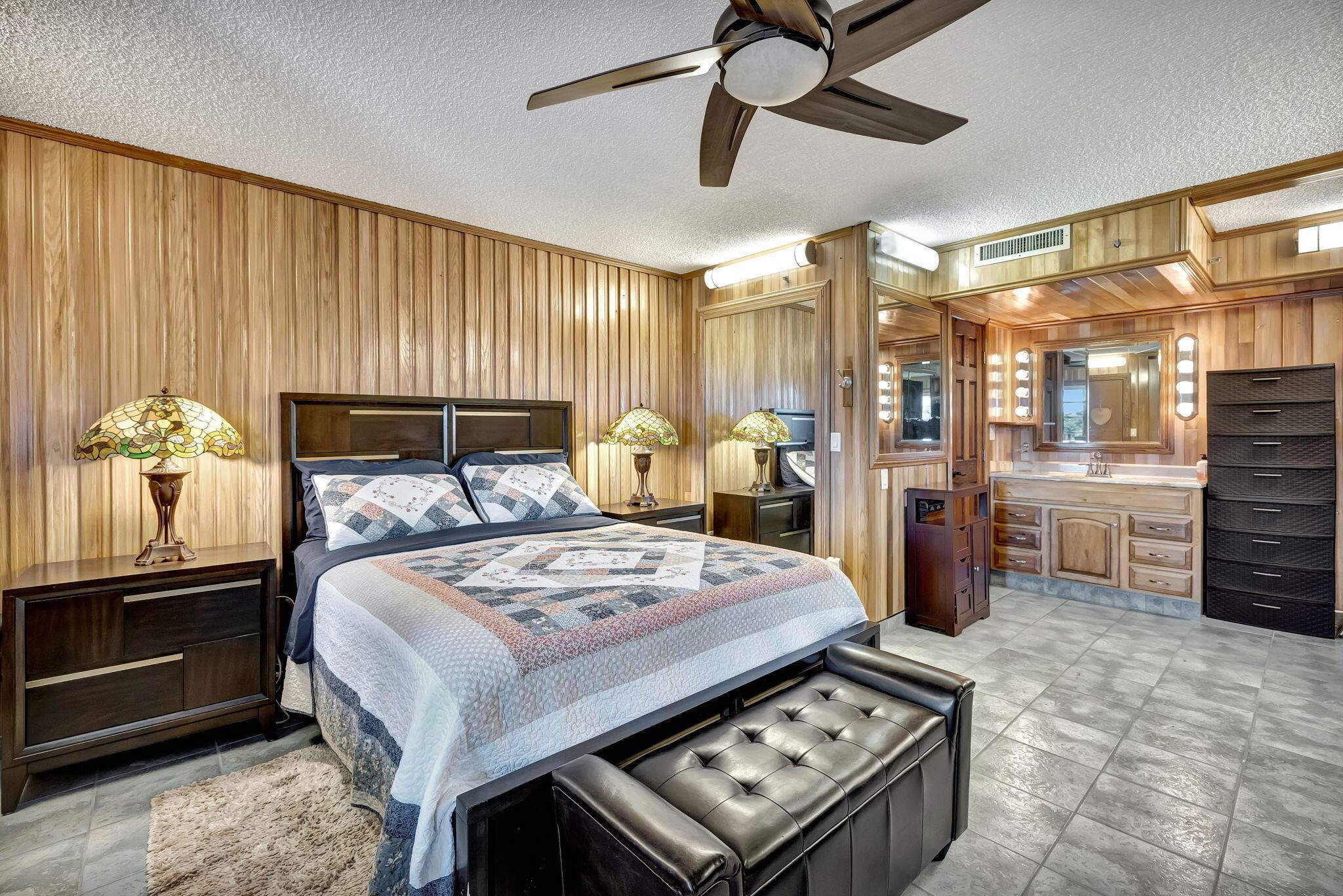 3910 Inverrary Boulevard 601-B