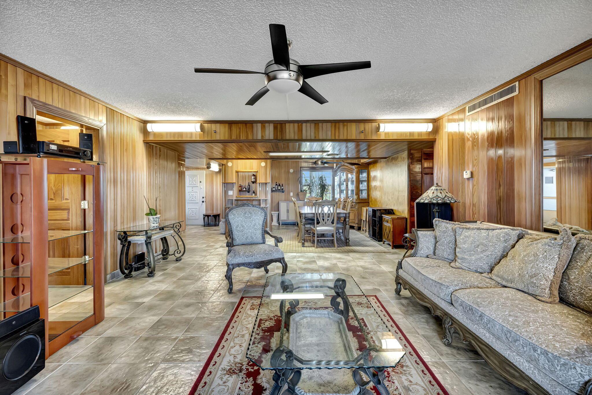 3910 Inverrary Boulevard 601-B