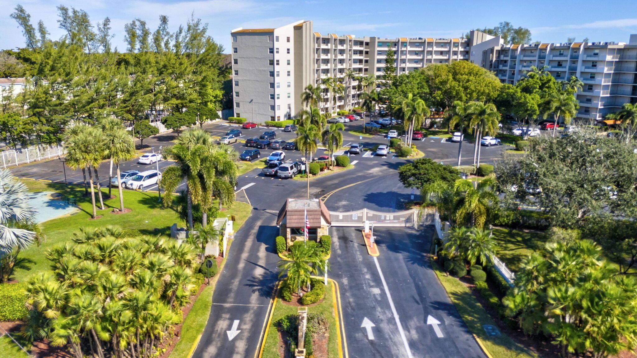 3910 Inverrary Boulevard 601-B