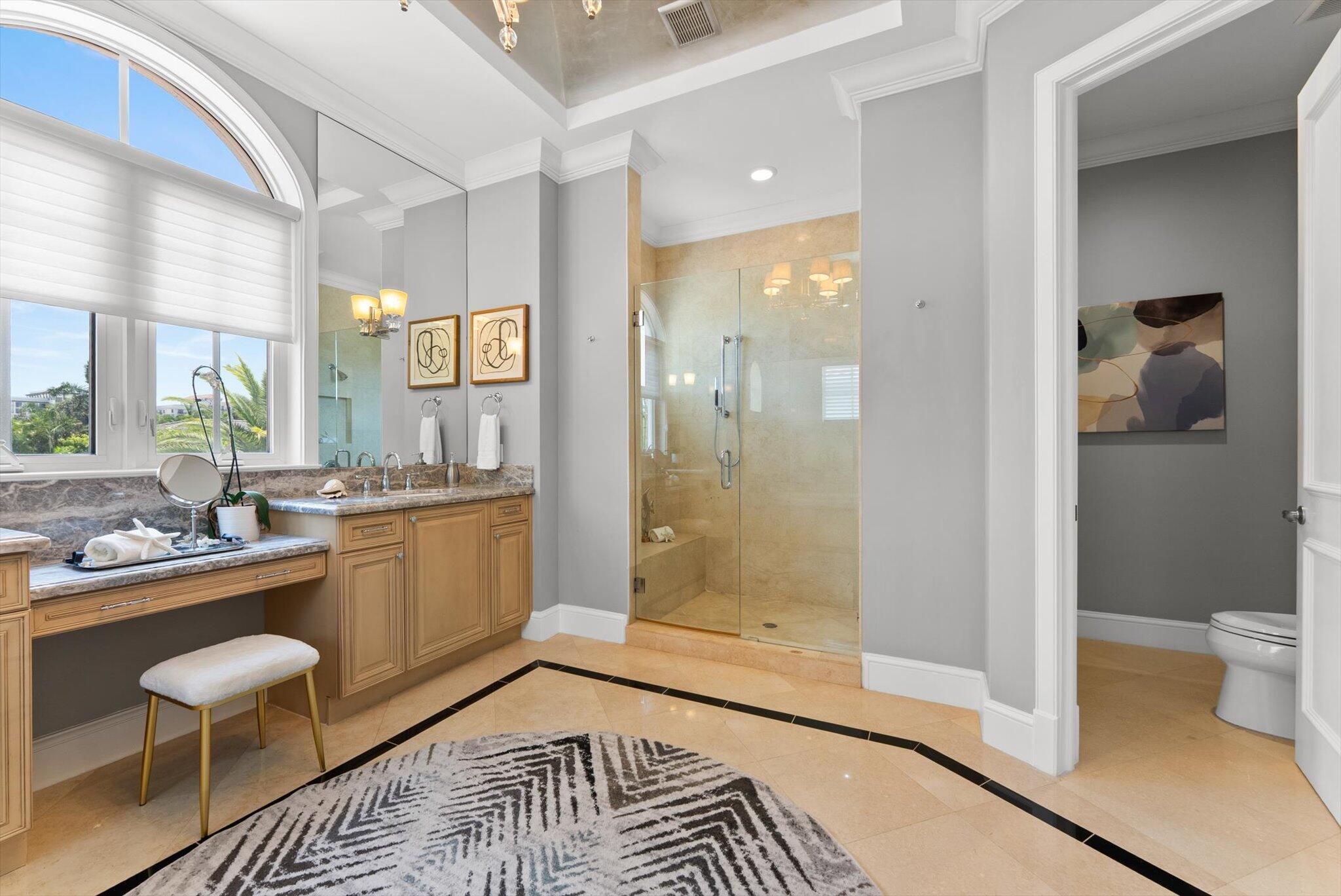 475 NE 4th Street