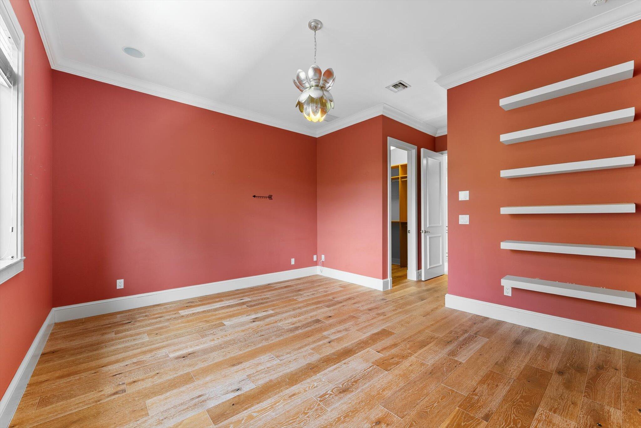 475 NE 4th Street