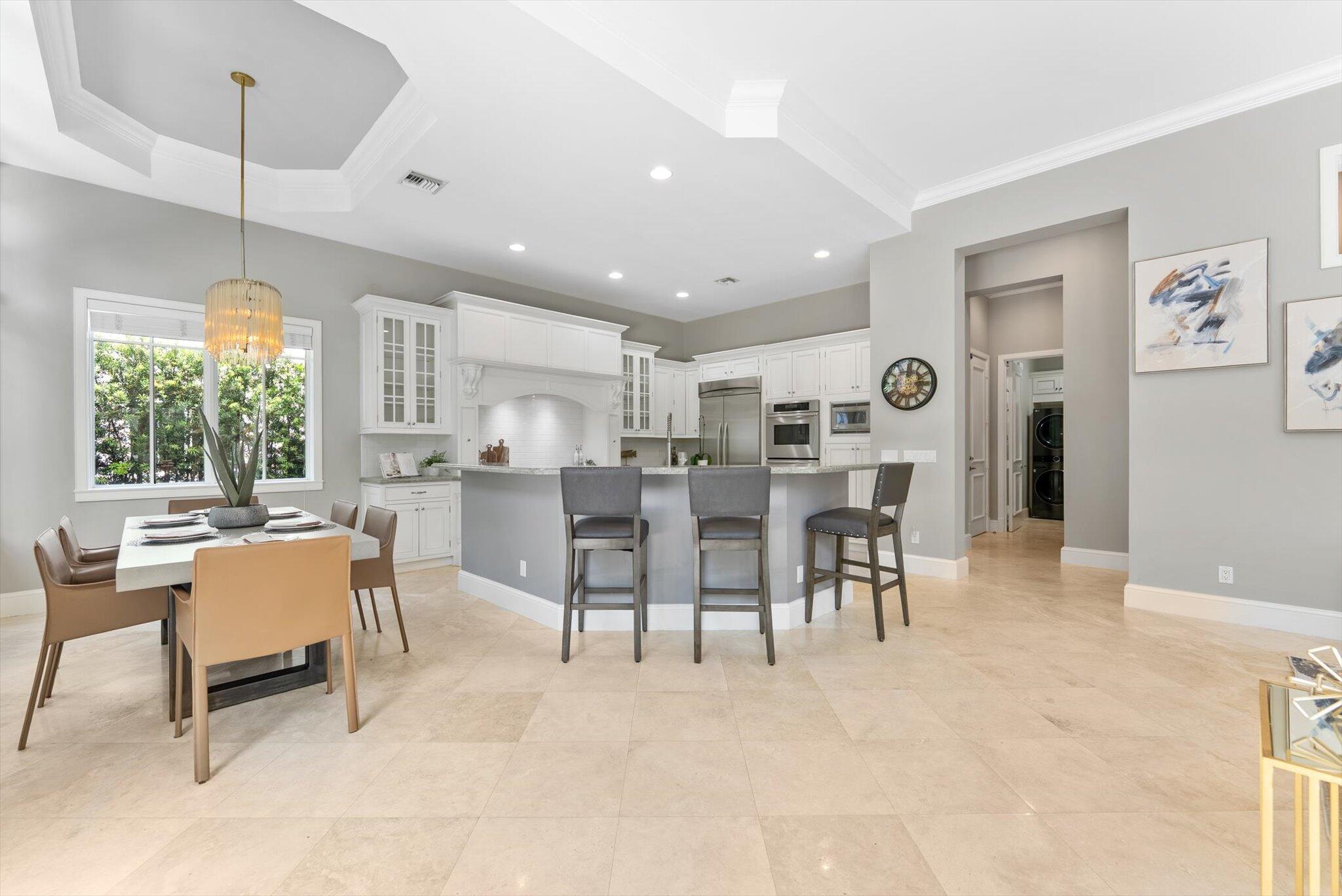 475 NE 4th Street