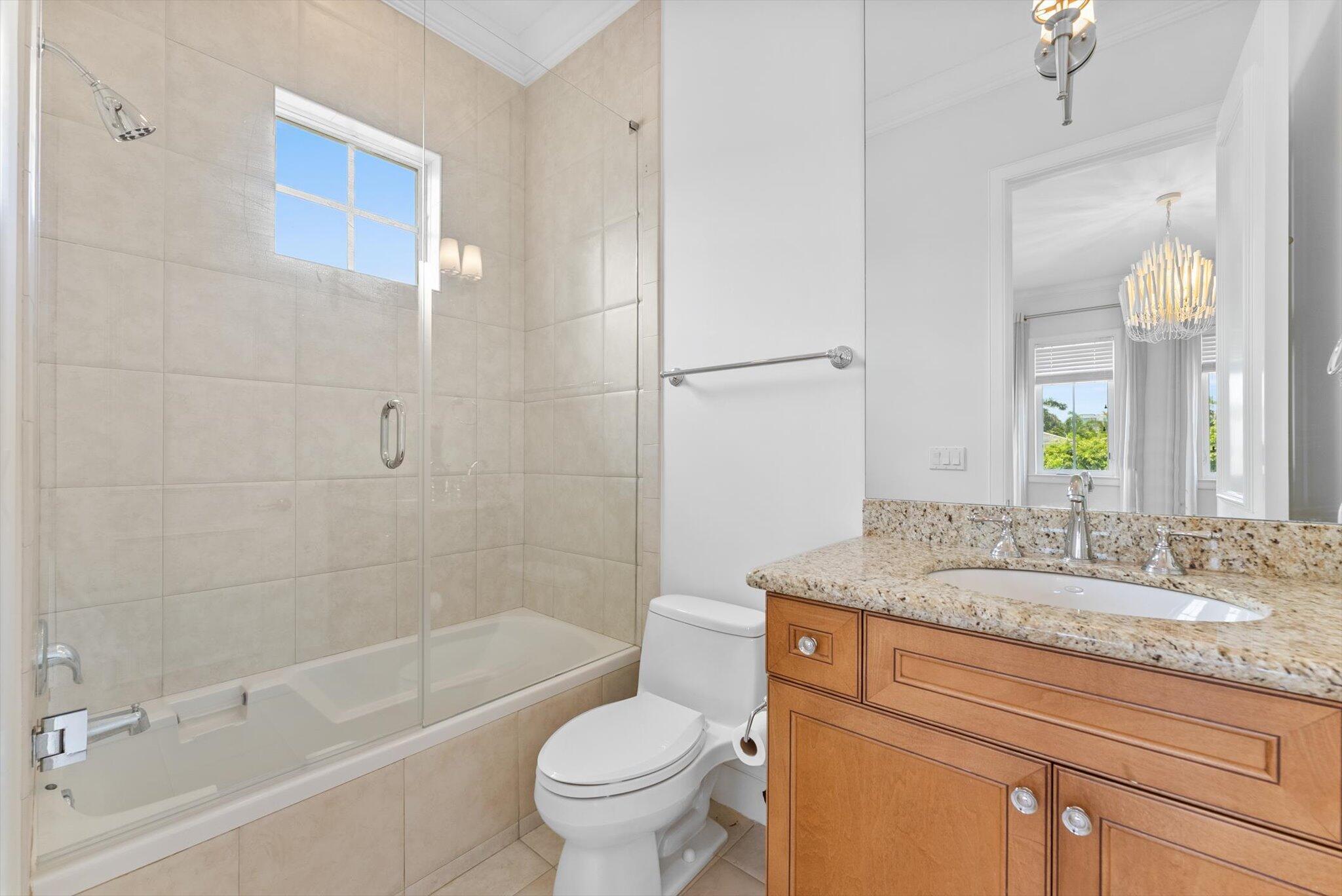 475 NE 4th Street