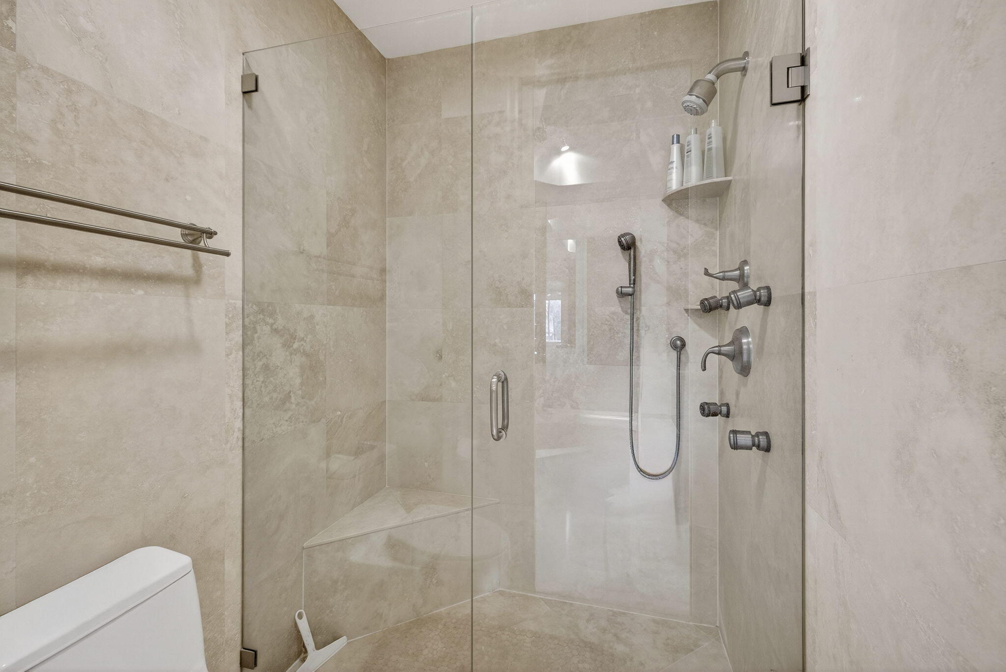 5800 NW 24th Avenue 303