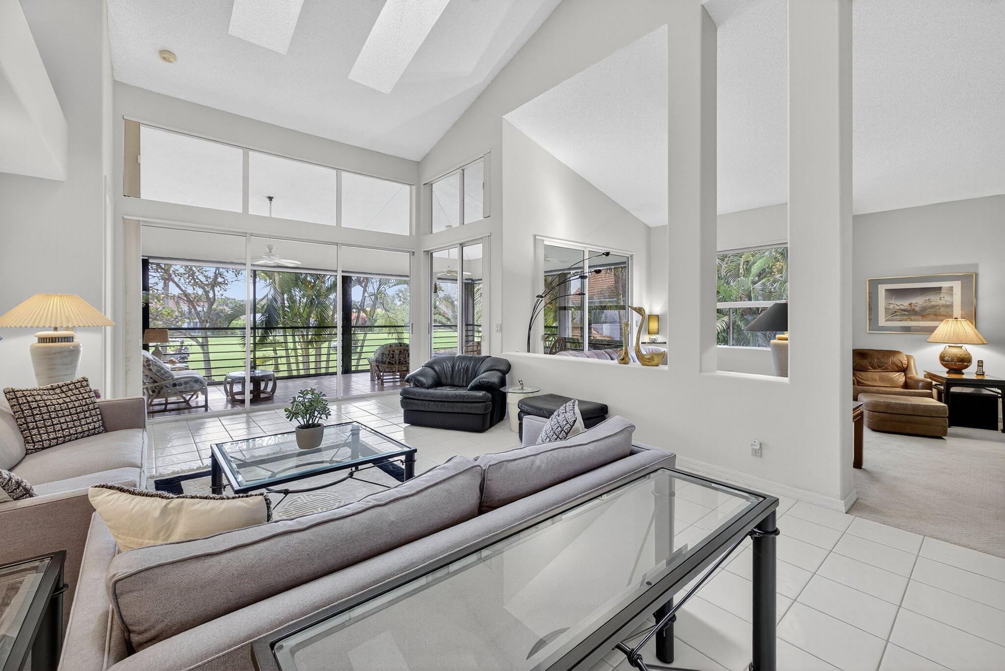 5800 NW 24th Avenue 303