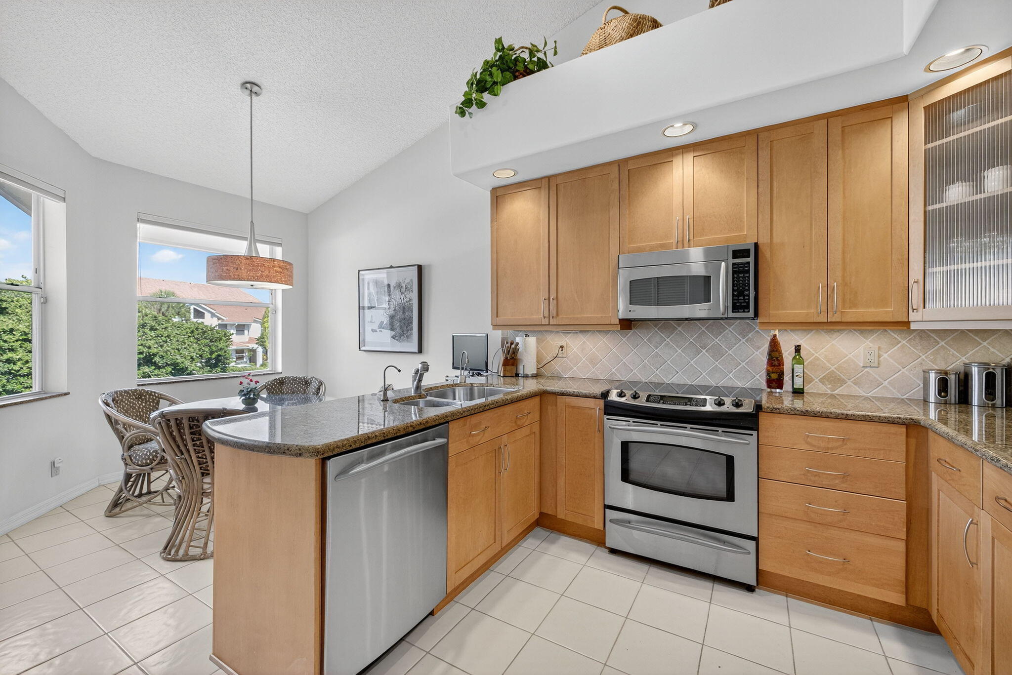 5800 NW 24th Avenue 303