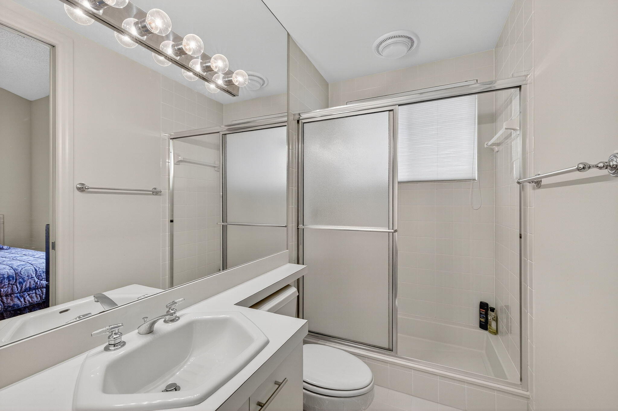 5800 NW 24th Avenue 303