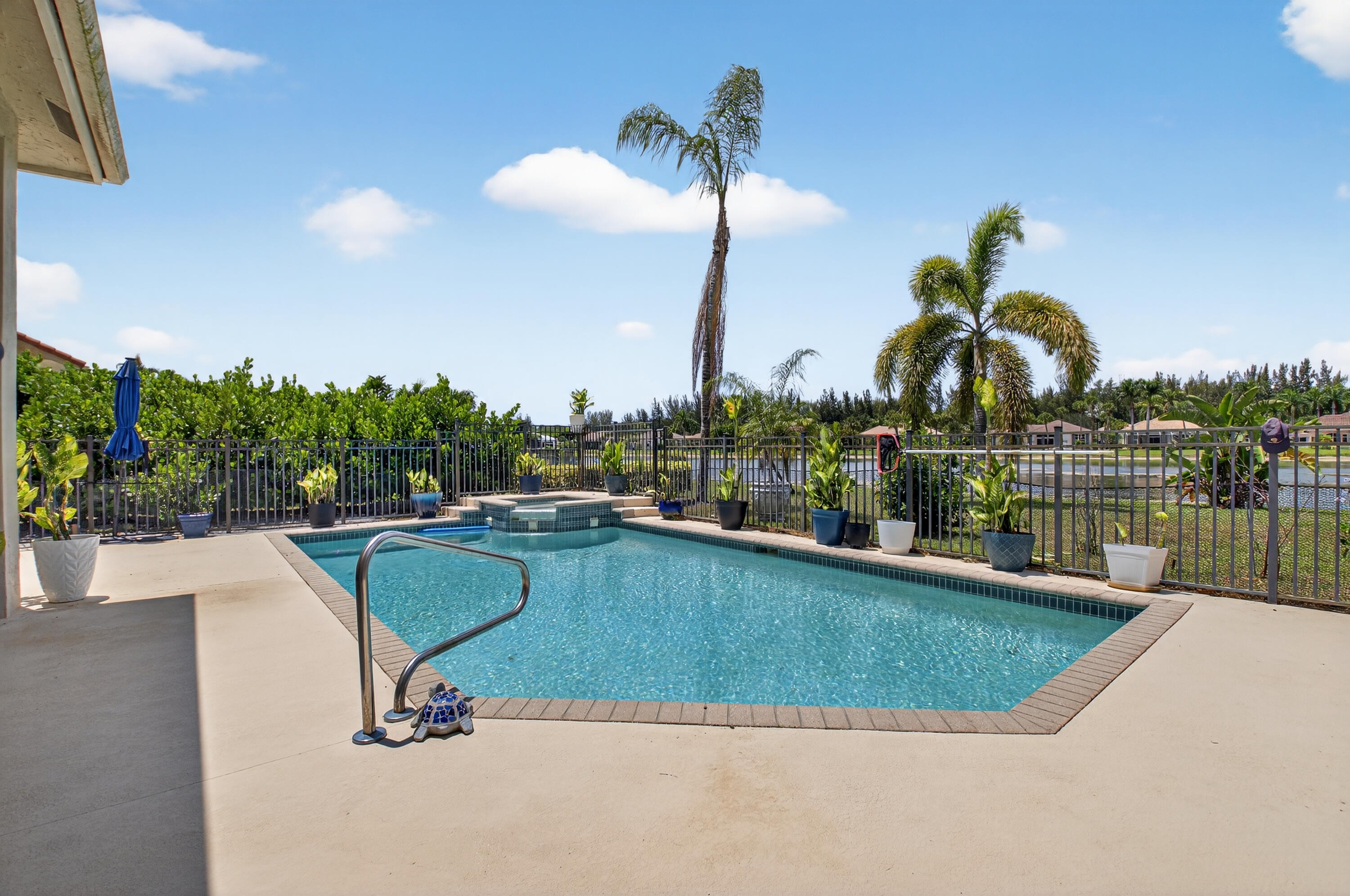 8121 Desmond Drive