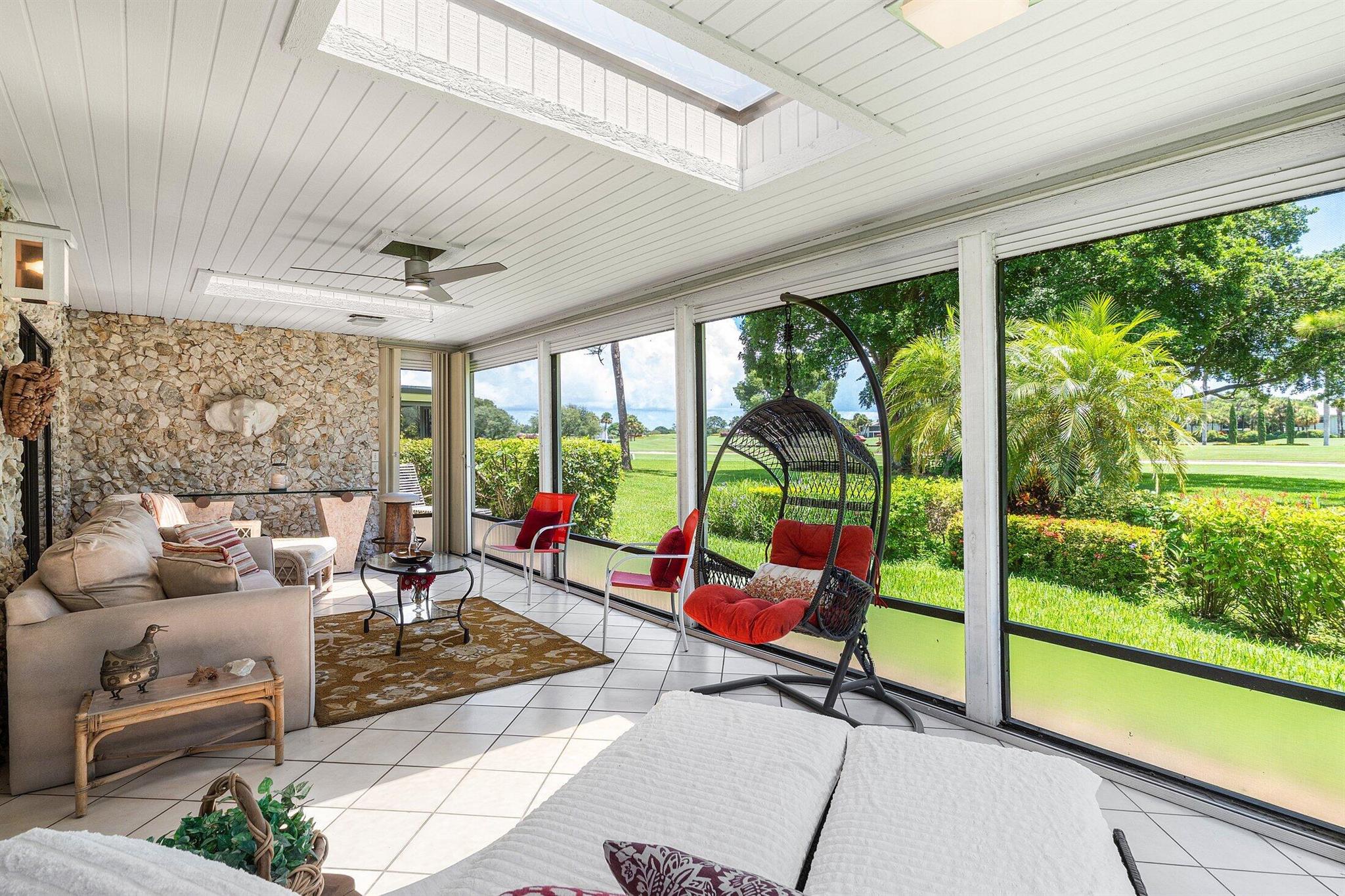 3 Glens Drive E