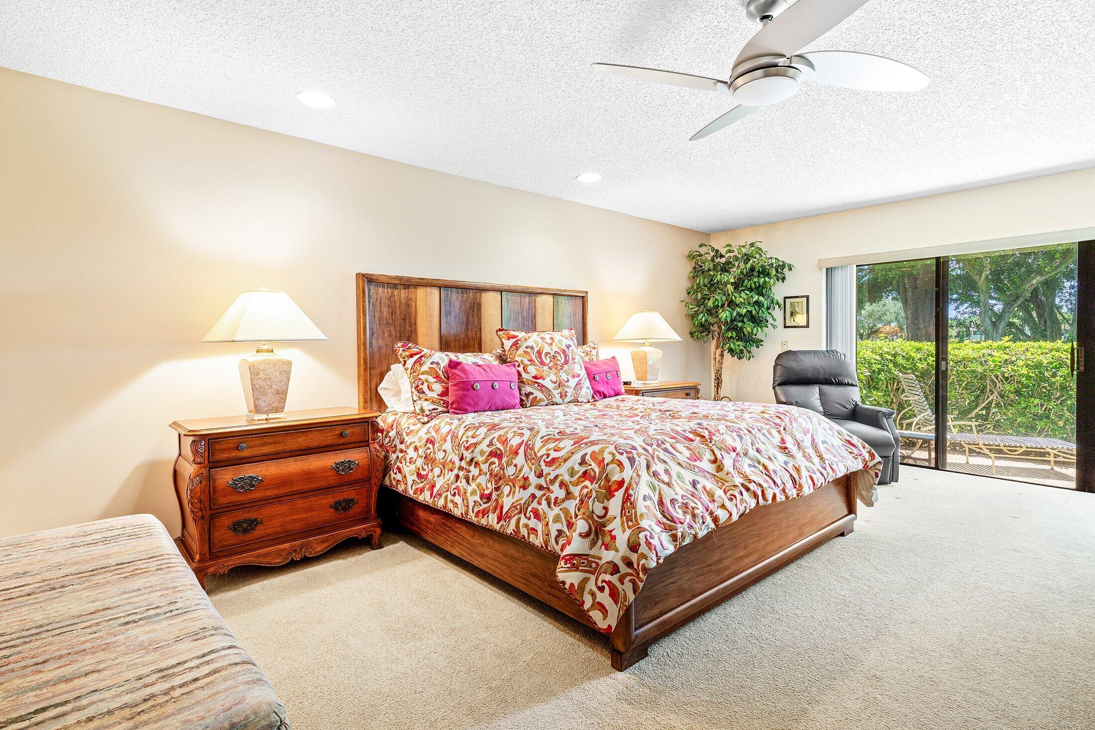 3 Glens Drive E
