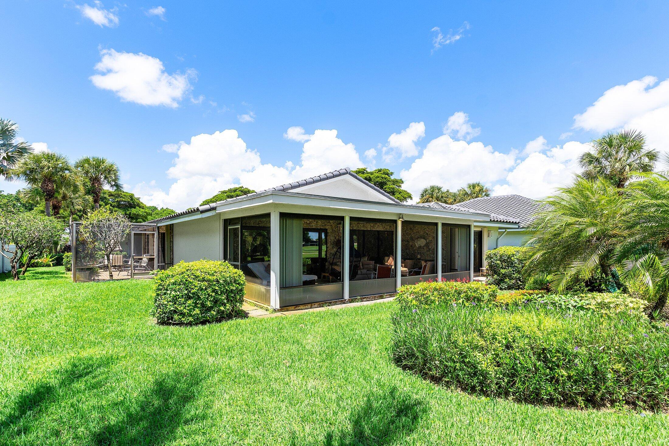 3 Glens Drive E