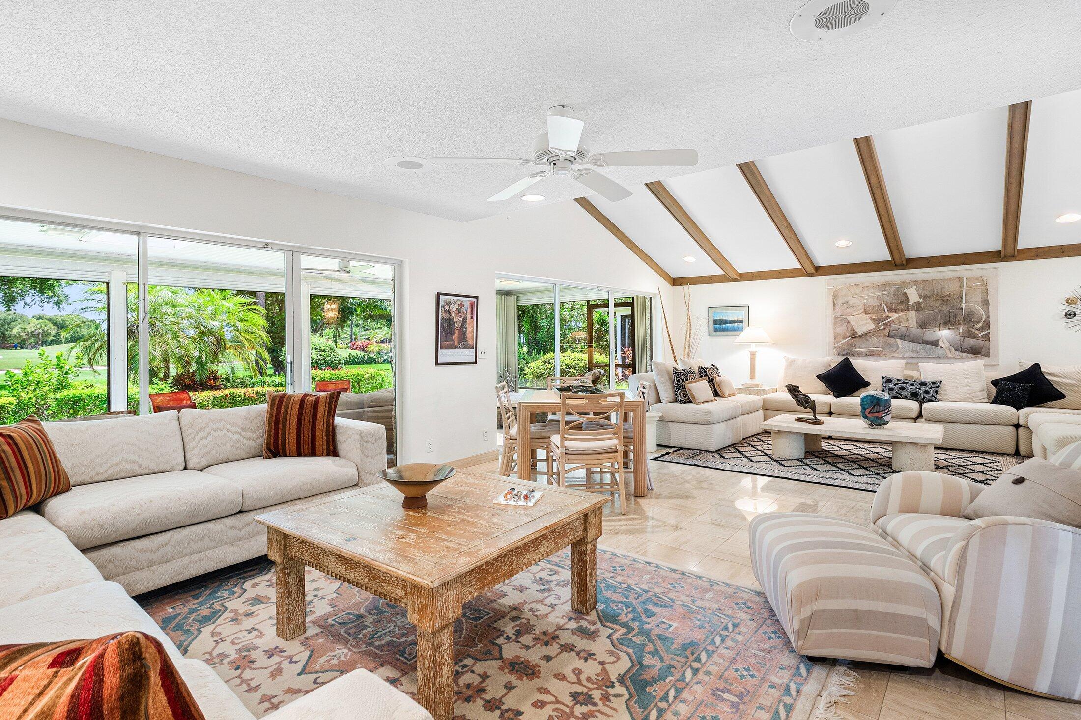 3 Glens Drive E