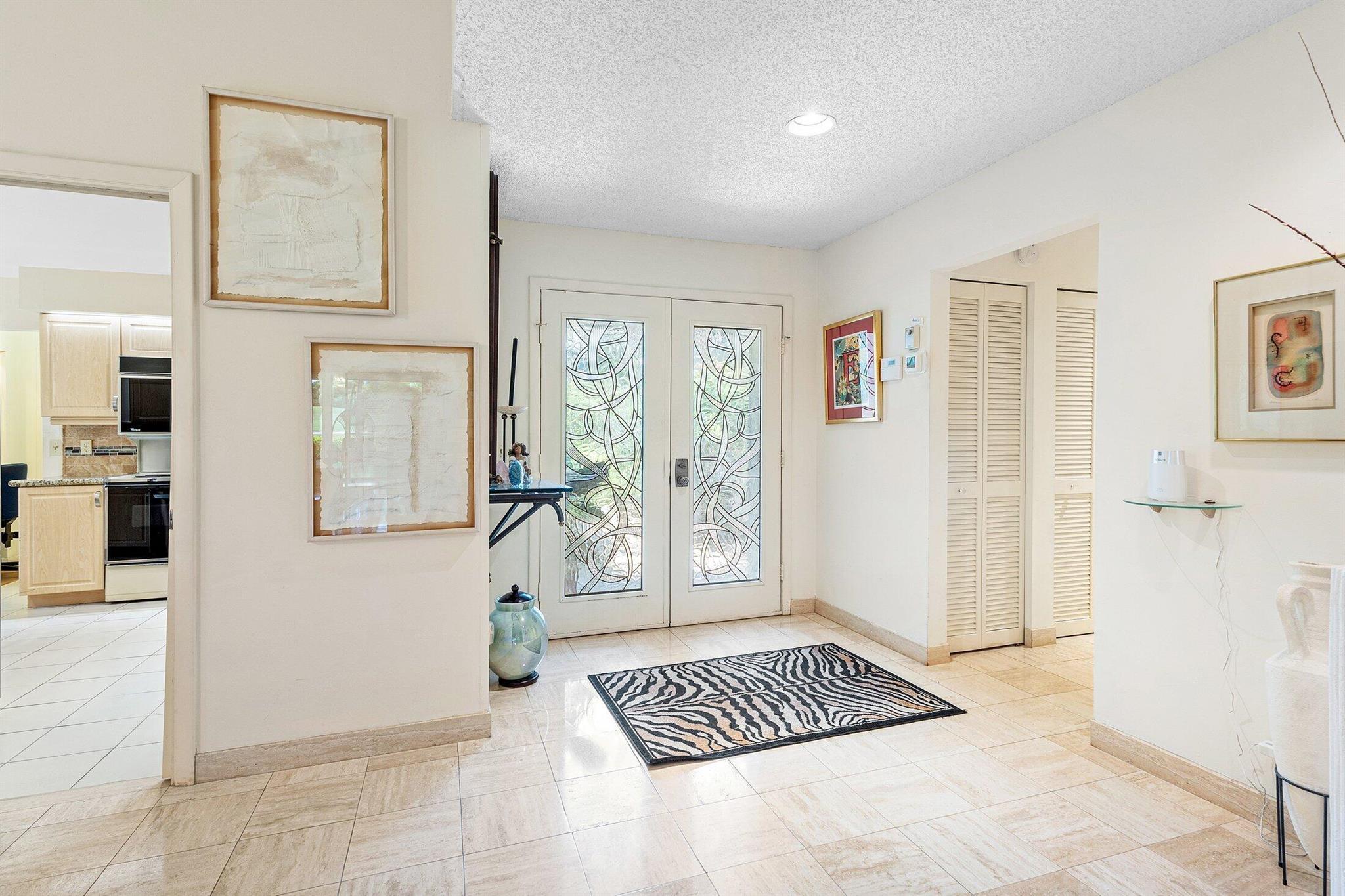 3 Glens Drive E