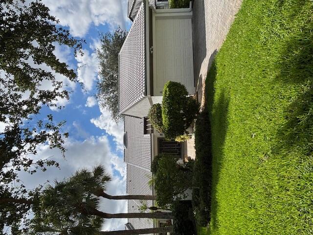 4 Clubhouse Lane