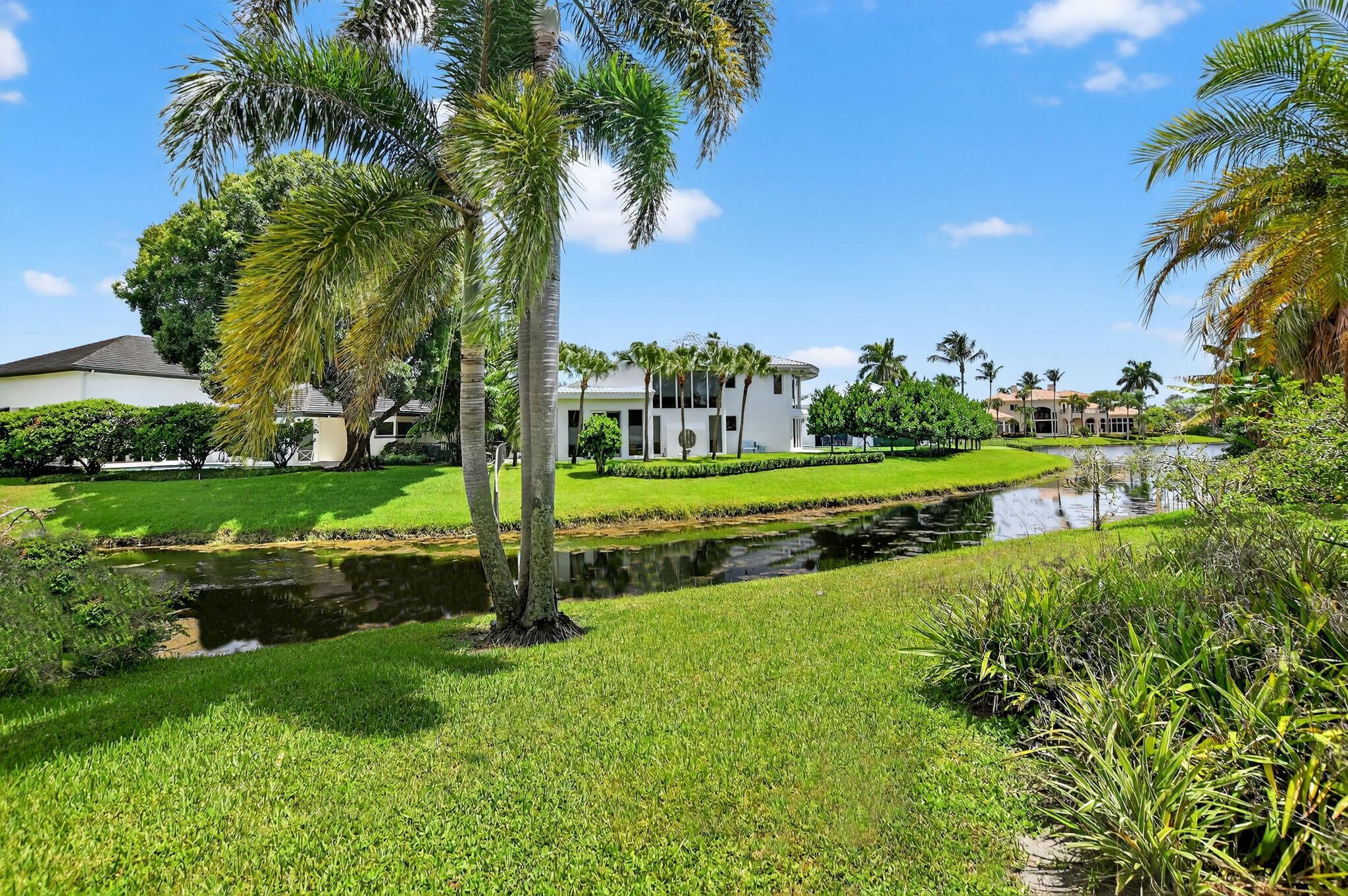 6981 Lions Head Lane
