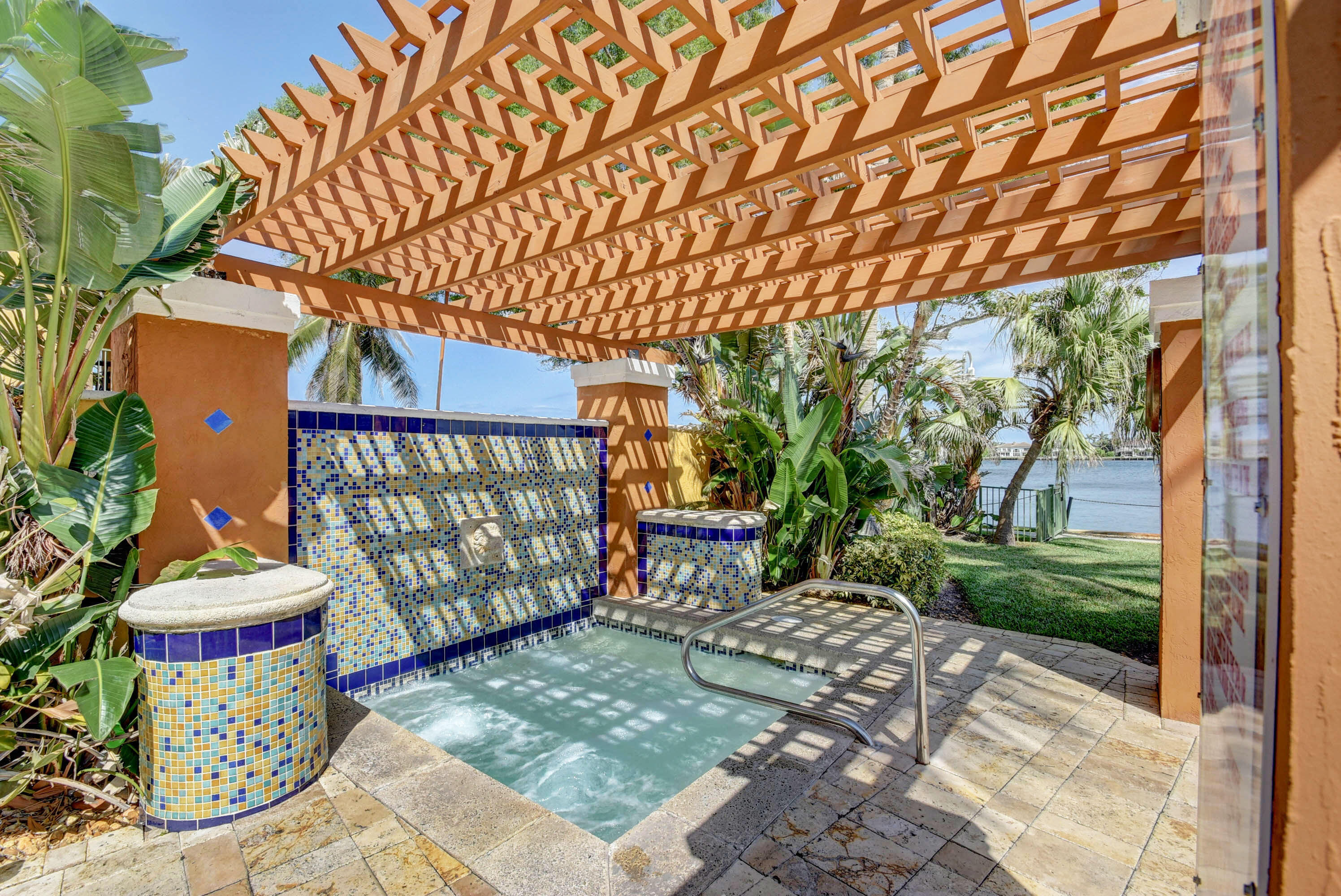 140 Yacht Club Way 109