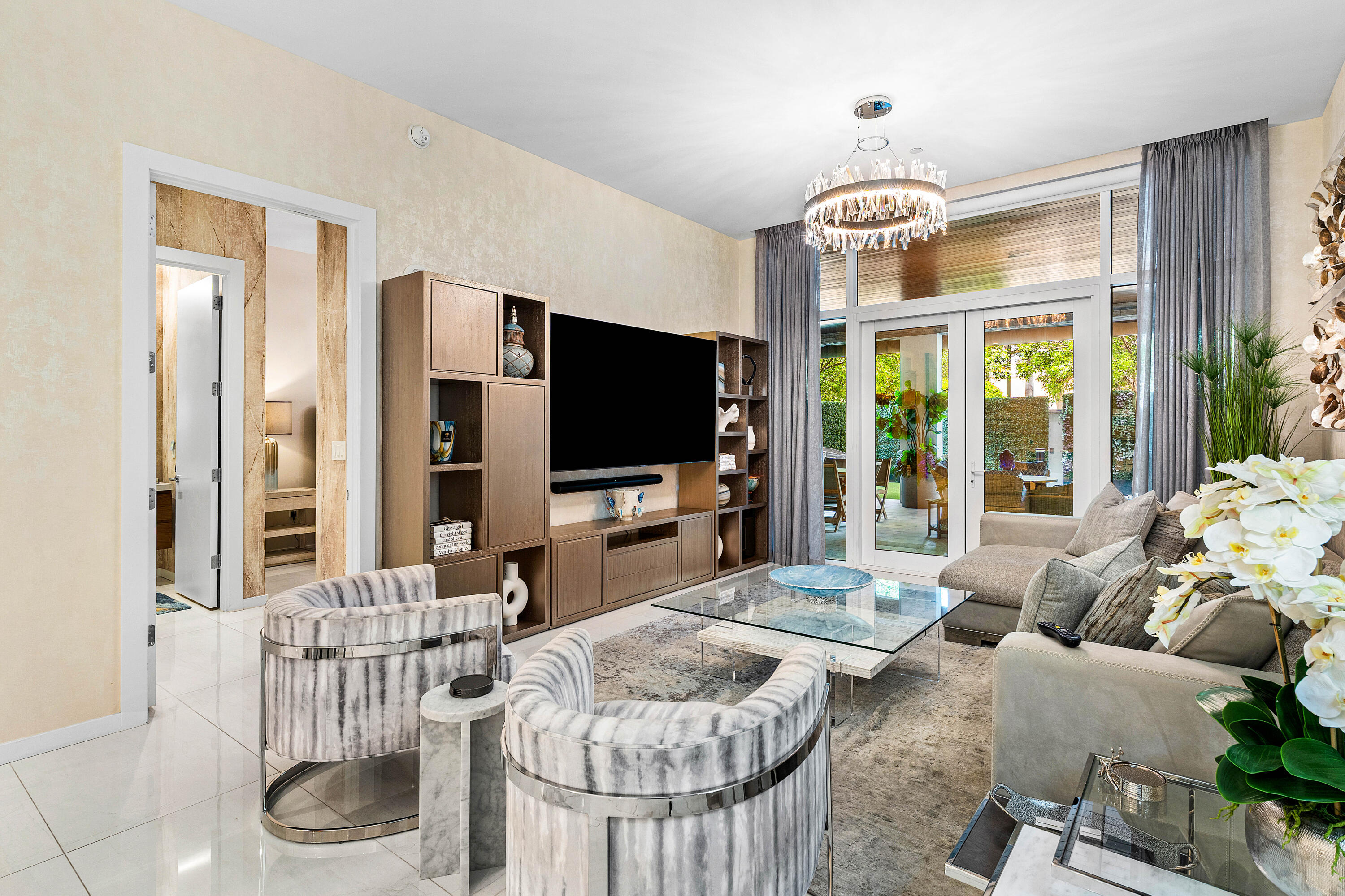 200 SE Mizner Boulevard 104