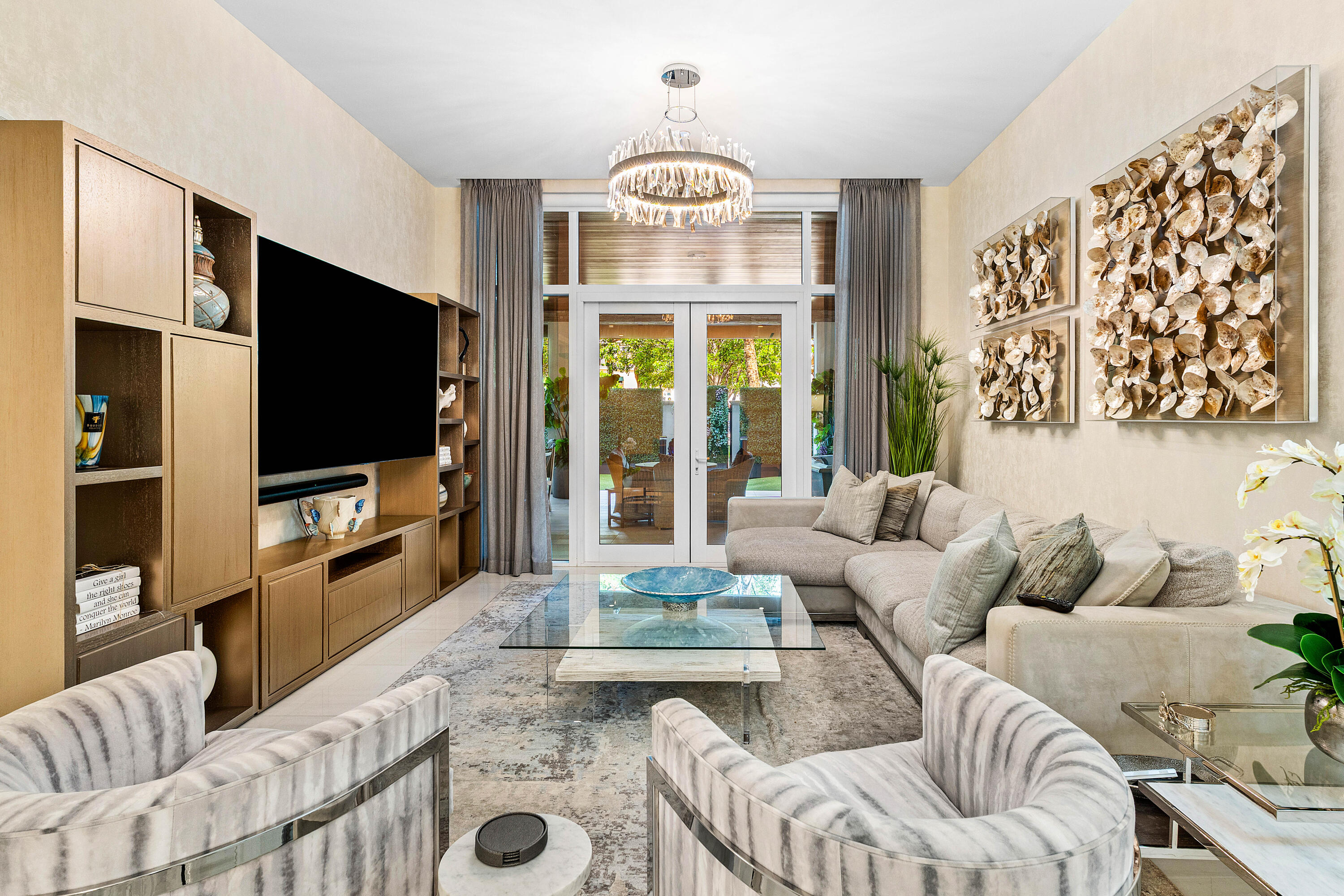 200 SE Mizner Boulevard 104